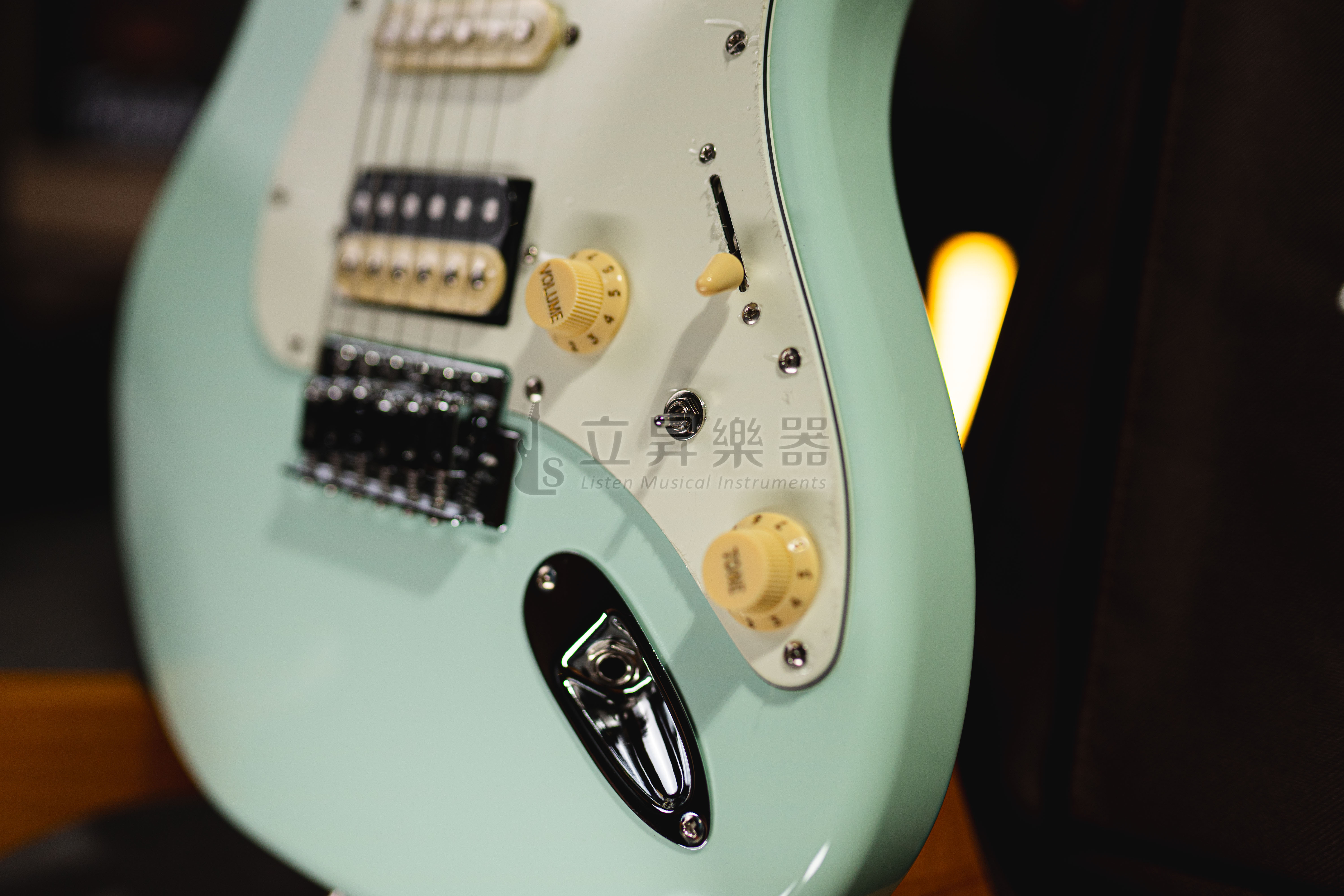 Swing S-100 單單雙 可切單 小搖座 電吉他 附原廠琴袋 第 3 張圖片｜三峽吉他 / Bass