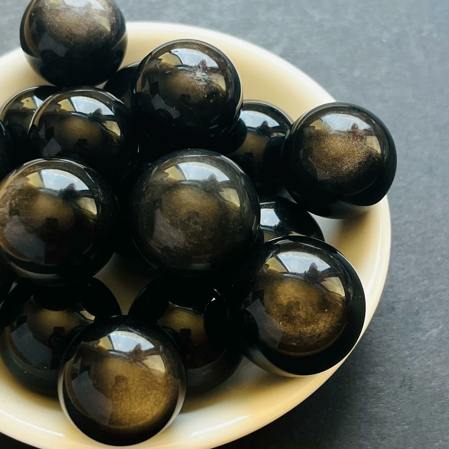 [原石] 銀曜石 水晶小球