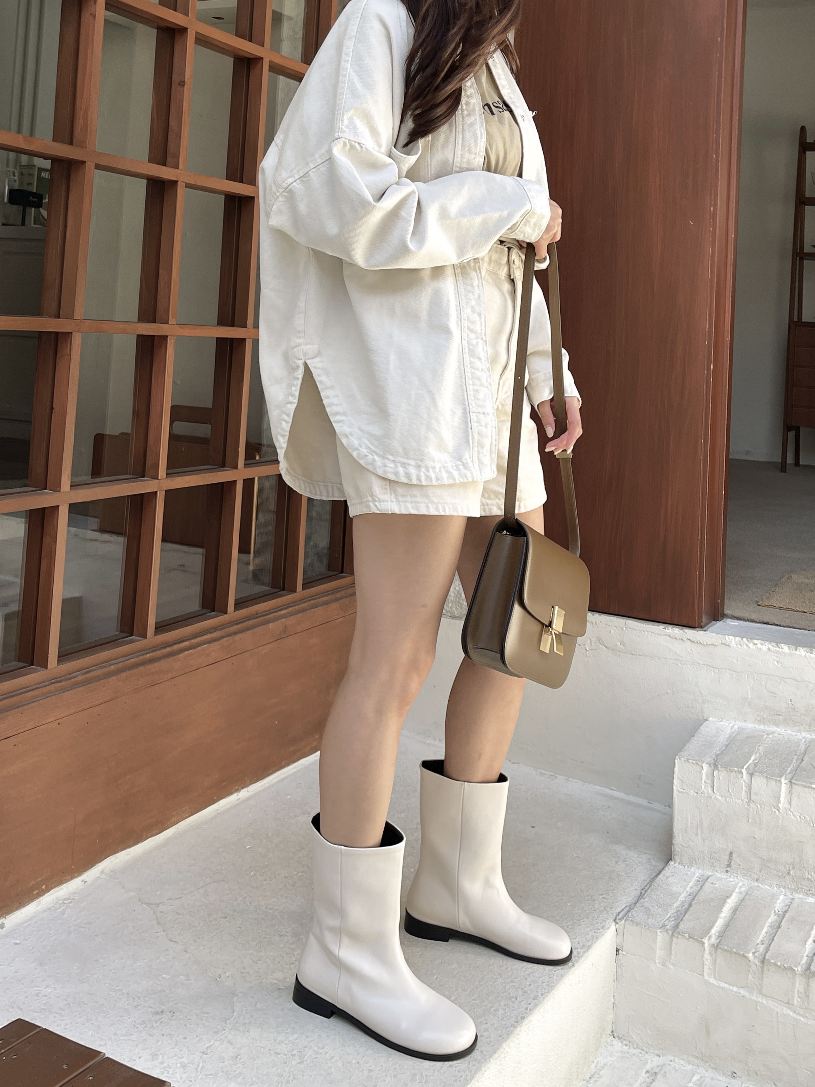 斷貨款!!!!!!!!KOREA腿精中筒靴