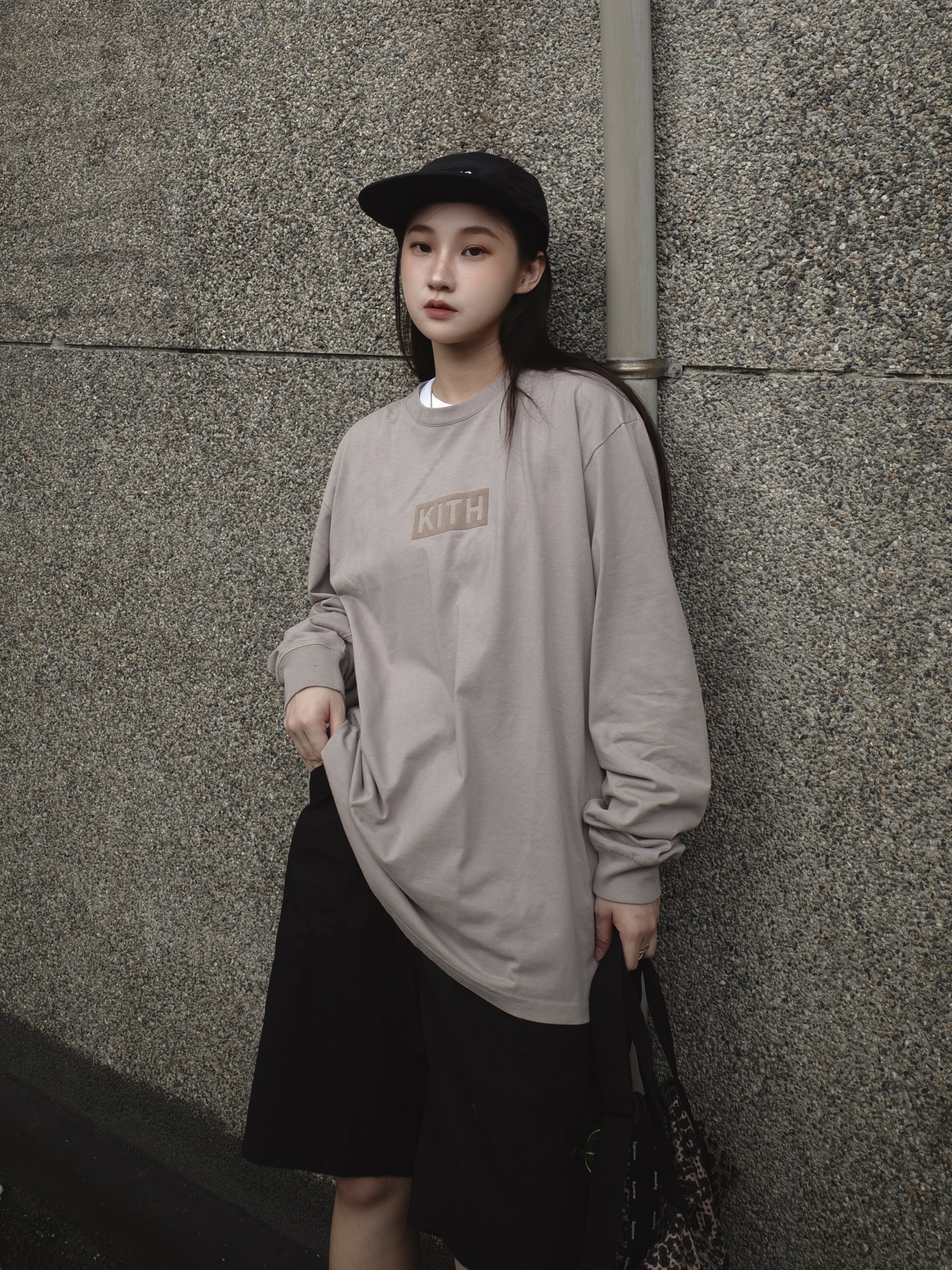 <快速出貨>Kith 高級會員限定色卡其薄長袖