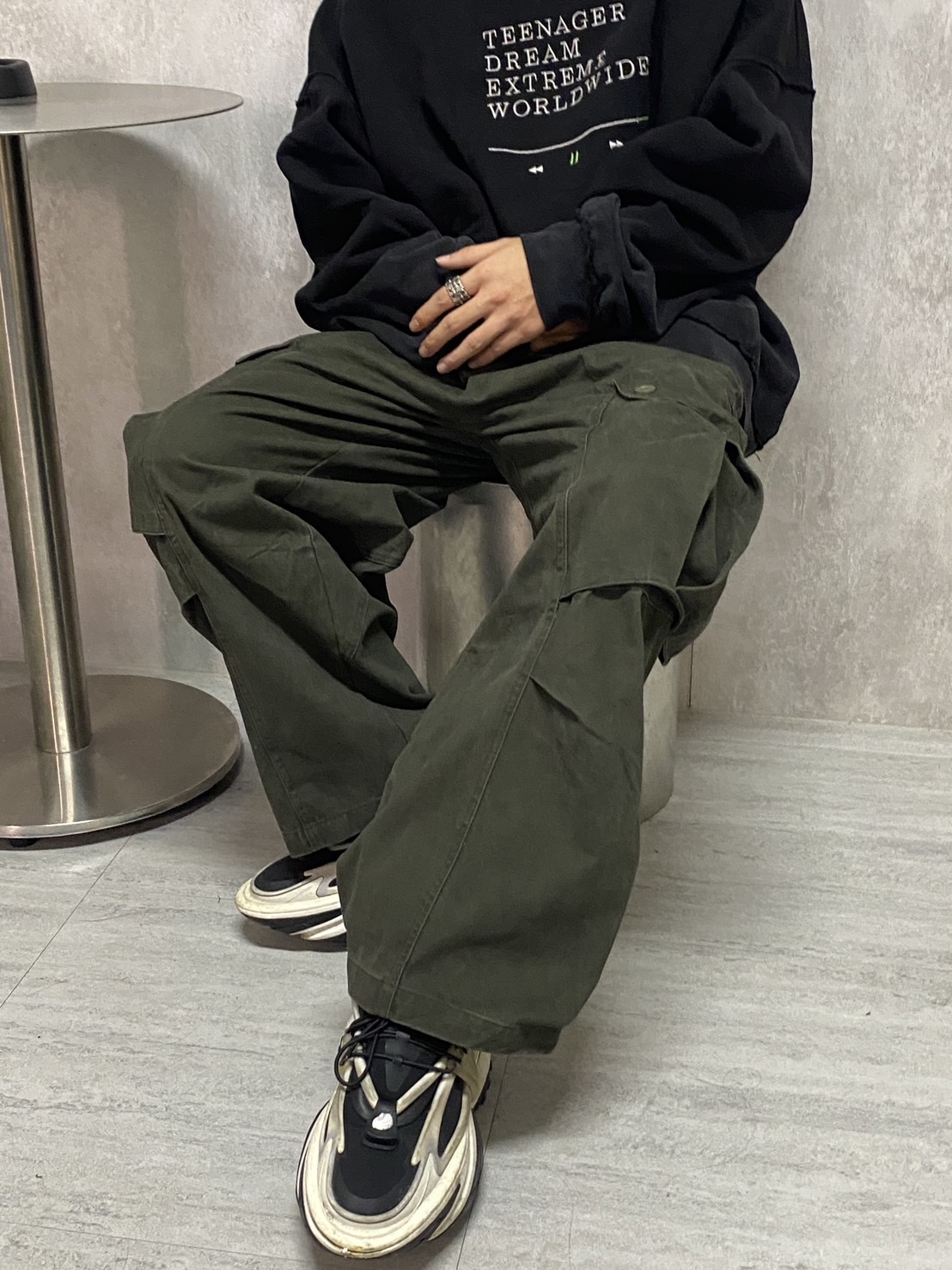 水洗寬版直筒工裝長褲