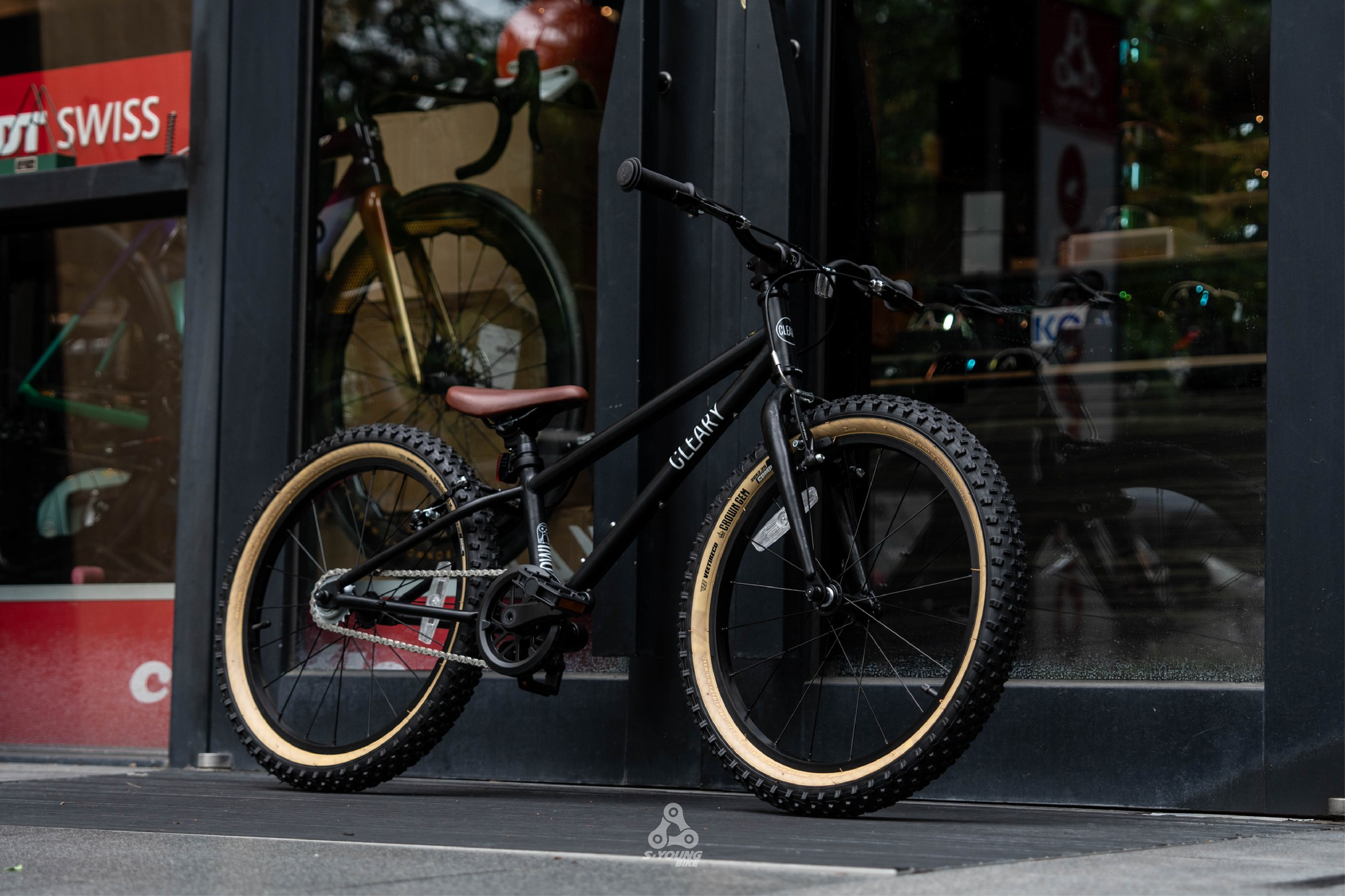 【Cleary bikes】內變三速 20吋兒童腳踏車 / 石耀黑