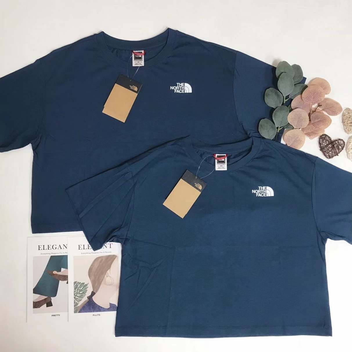 THE NORTH FACE CROP TEE