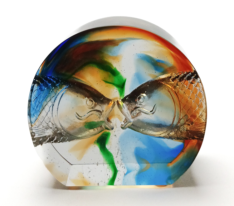 鹿港窯禮品館│精緻內雕琉璃藝術:象徵愛與利的完美結合