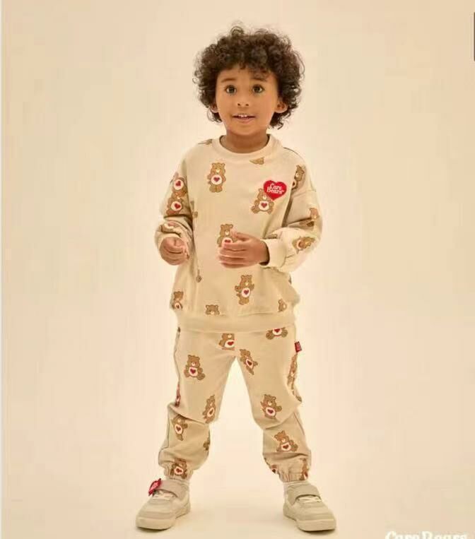 日單 Care bear卡其滿印系列