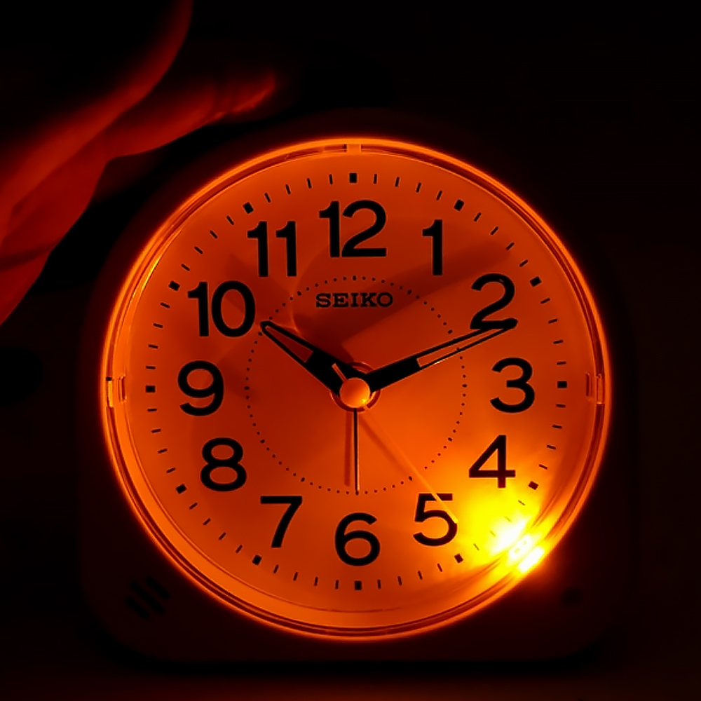 (預購)【SEIKO 精工】QHE188 簡約 趣味 三角 燈光 夜光 貪睡 滑動式靜音秒針 居家 休閒 辦公 鬧鐘 時鐘