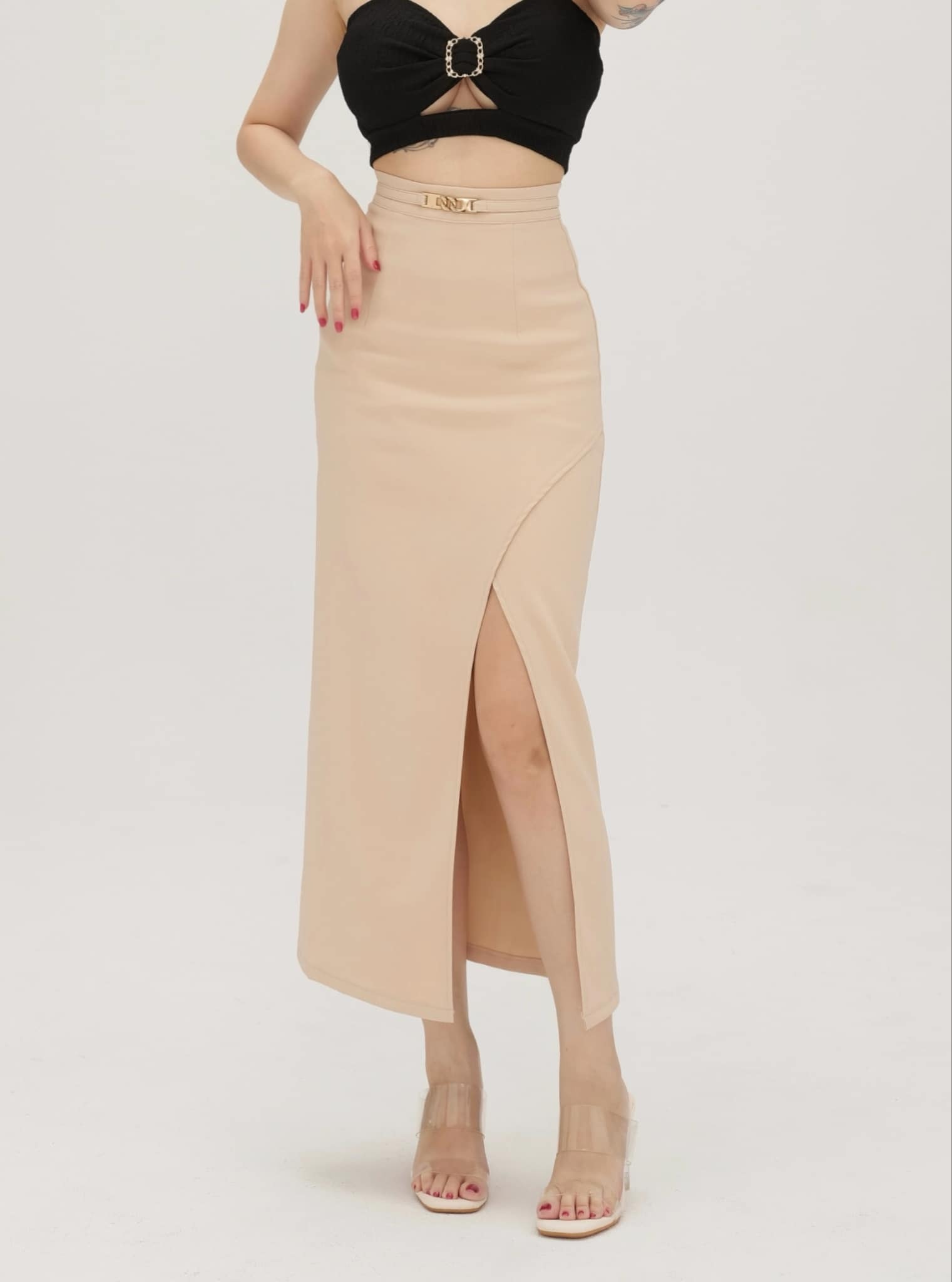 金鍊裝飾高腰開衩長裙（卡其色S/M）05