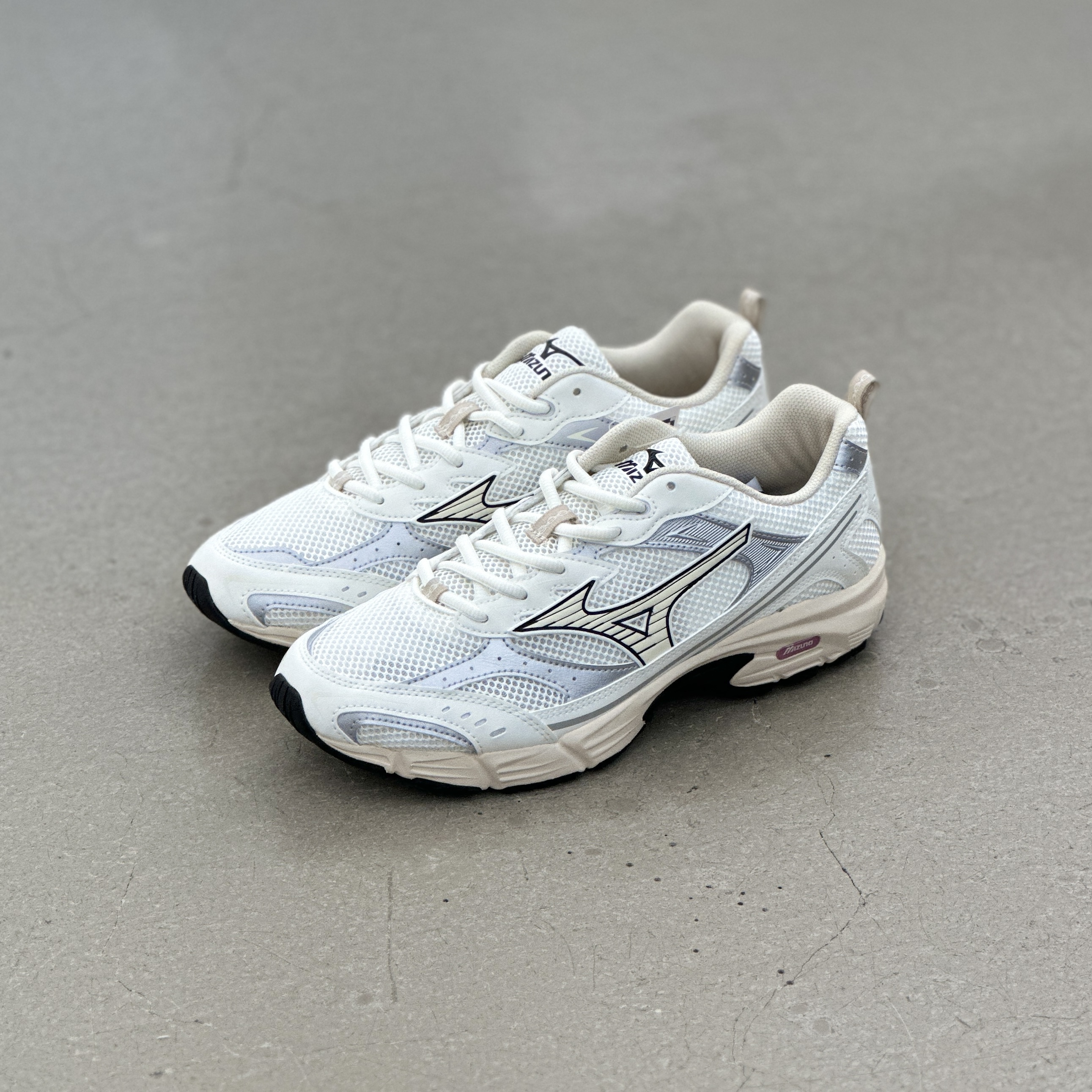 Mizuno MXR OG White Cream l D1GA245104