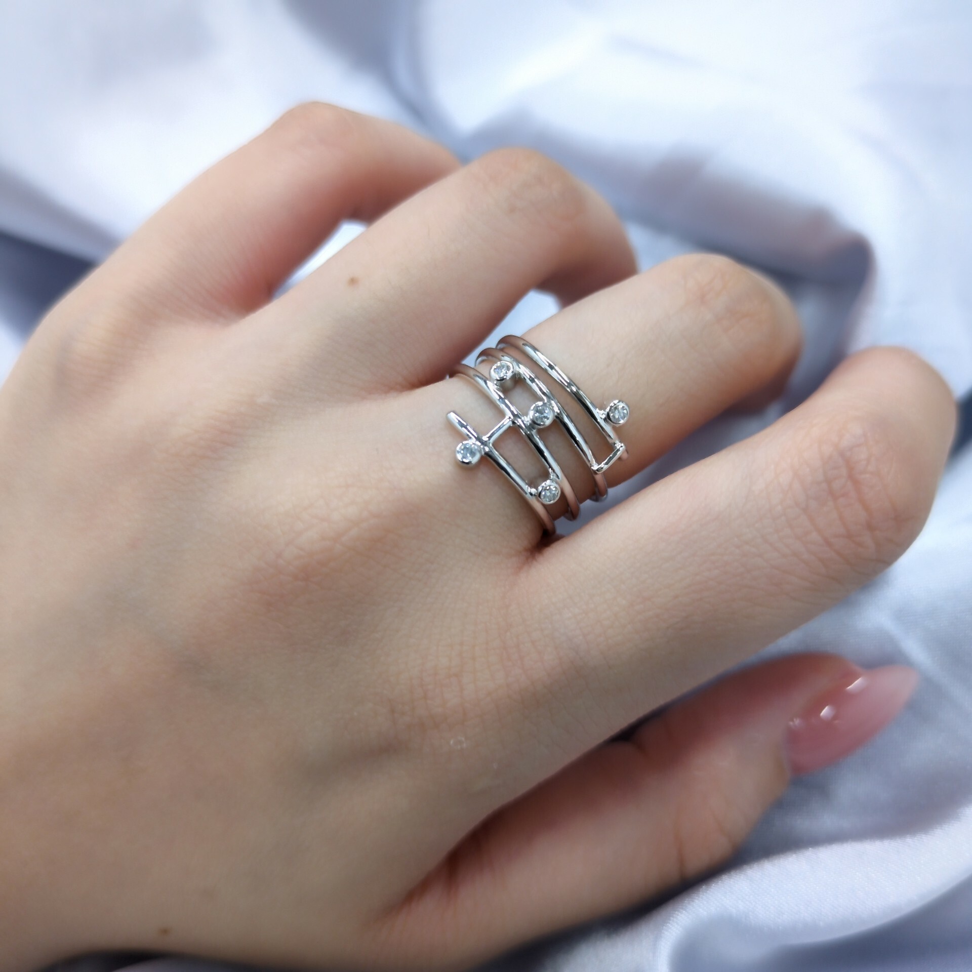 18K White Gold 0.10ct Diamond Ring