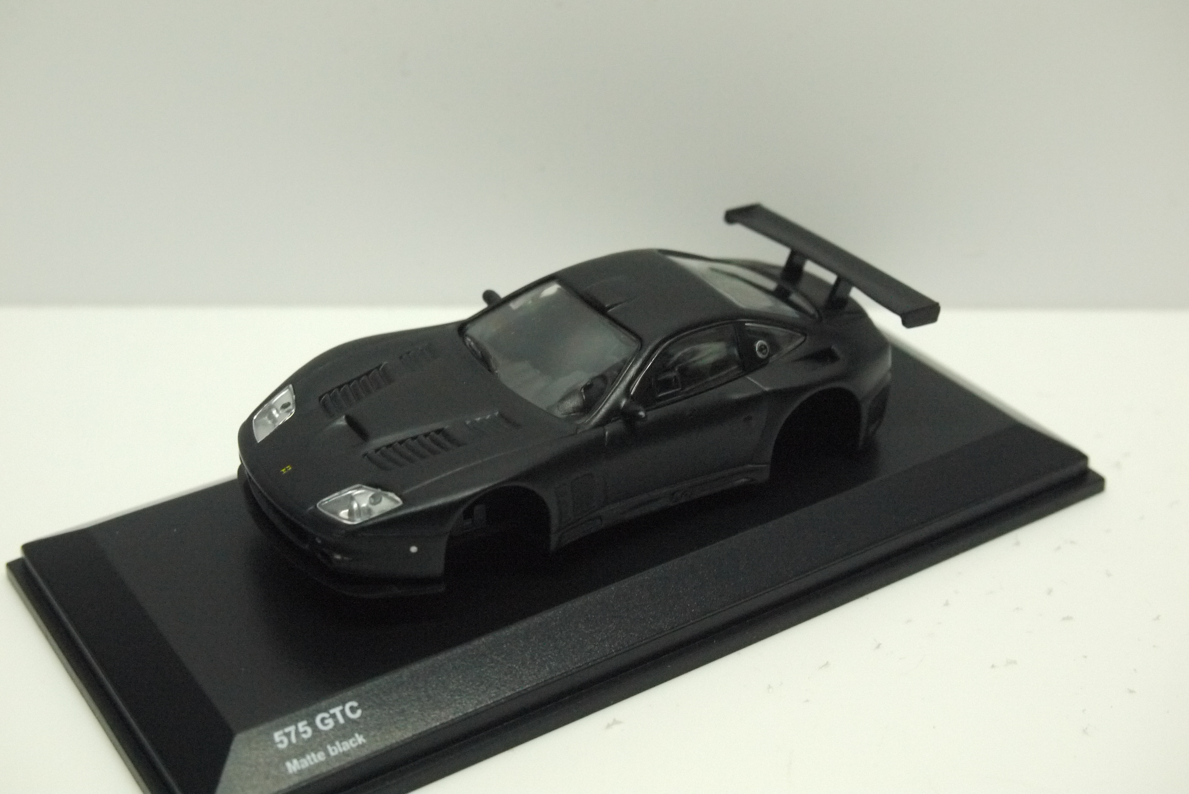 Kyosho Ferrari 575 GTC Matt Black
