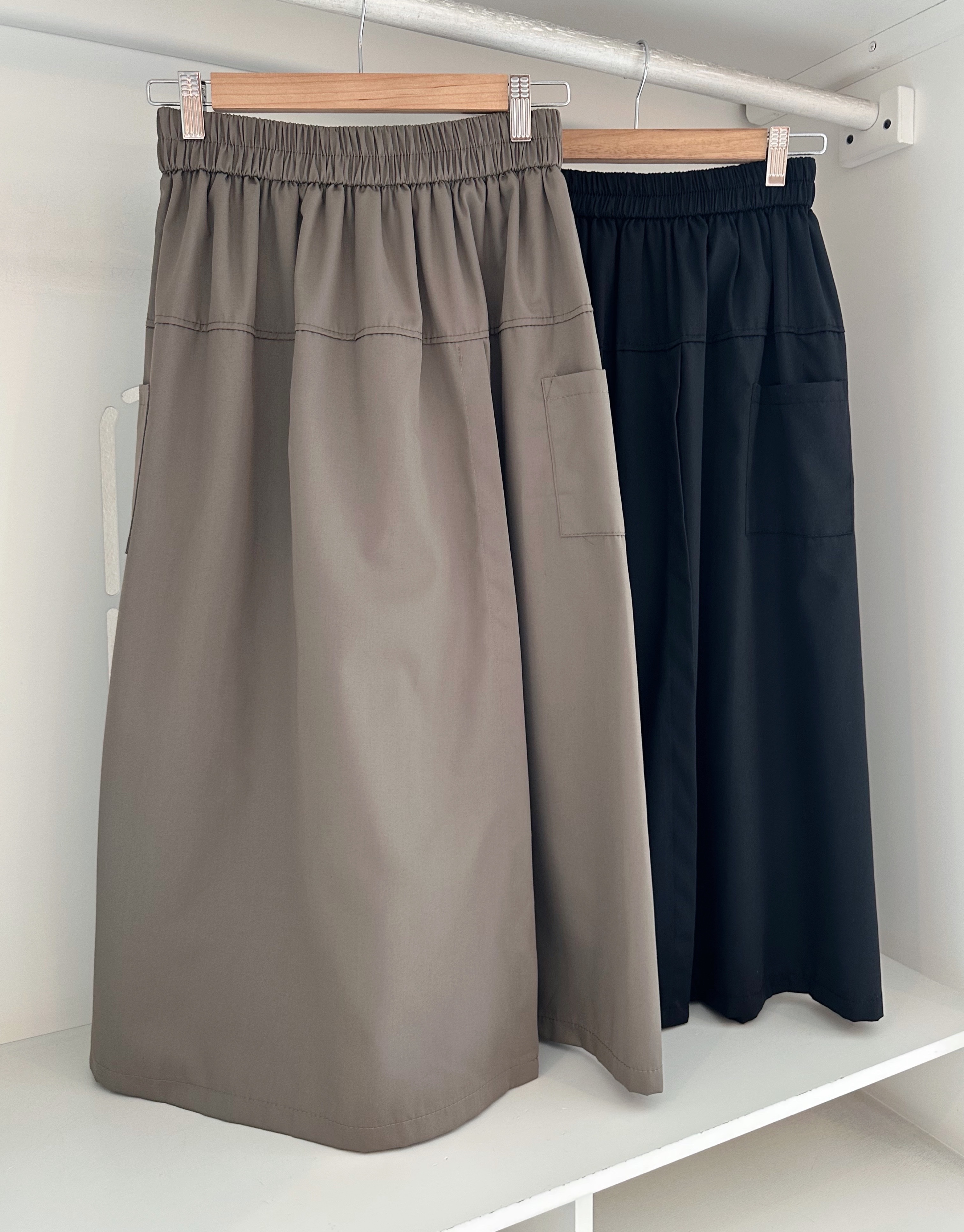 PANEL LAYERED WIDE LEG ANKLE PANT