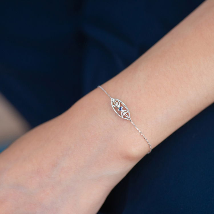 公主方藍寶石18K蕾絲手錬 美好年代風格