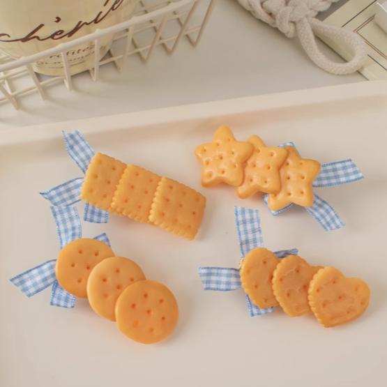 [4 FOR RM10] NEW! Realistic Cookie Ribbon Hair Clip