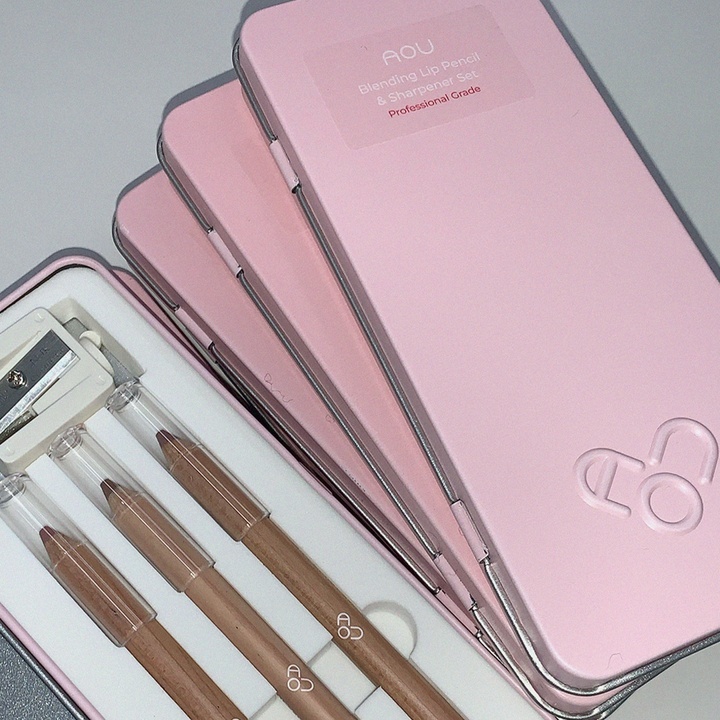 AOU Cosmetics Blending Lip Pencil & Sharpener Set