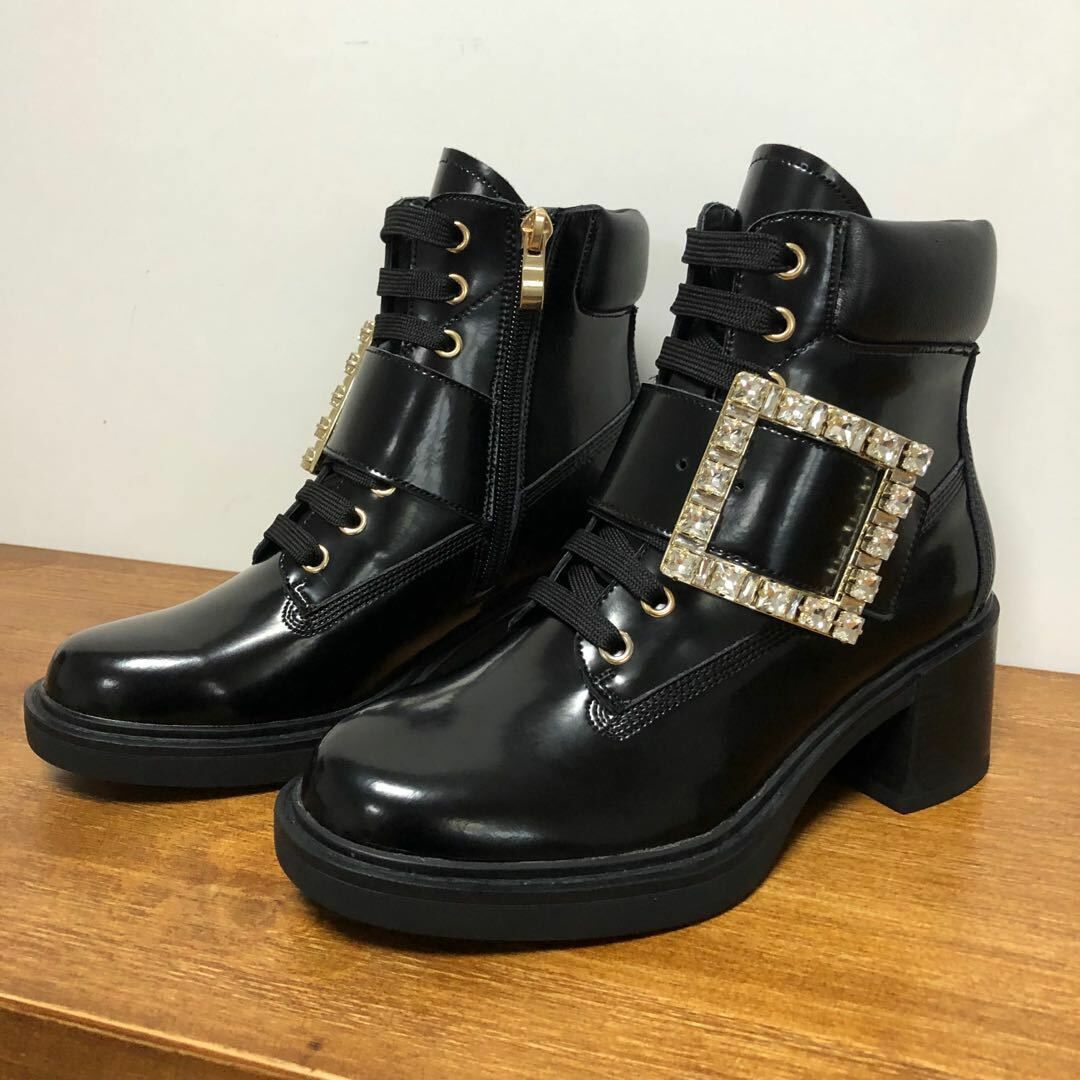 水鑽方釦 粗跟綁帶真皮短靴(34-40)