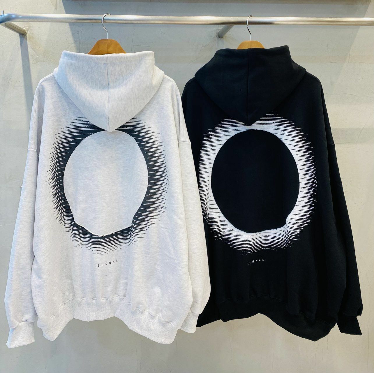 OverSize圓形圖案連帽衛衣 UNSTANDARD-095T