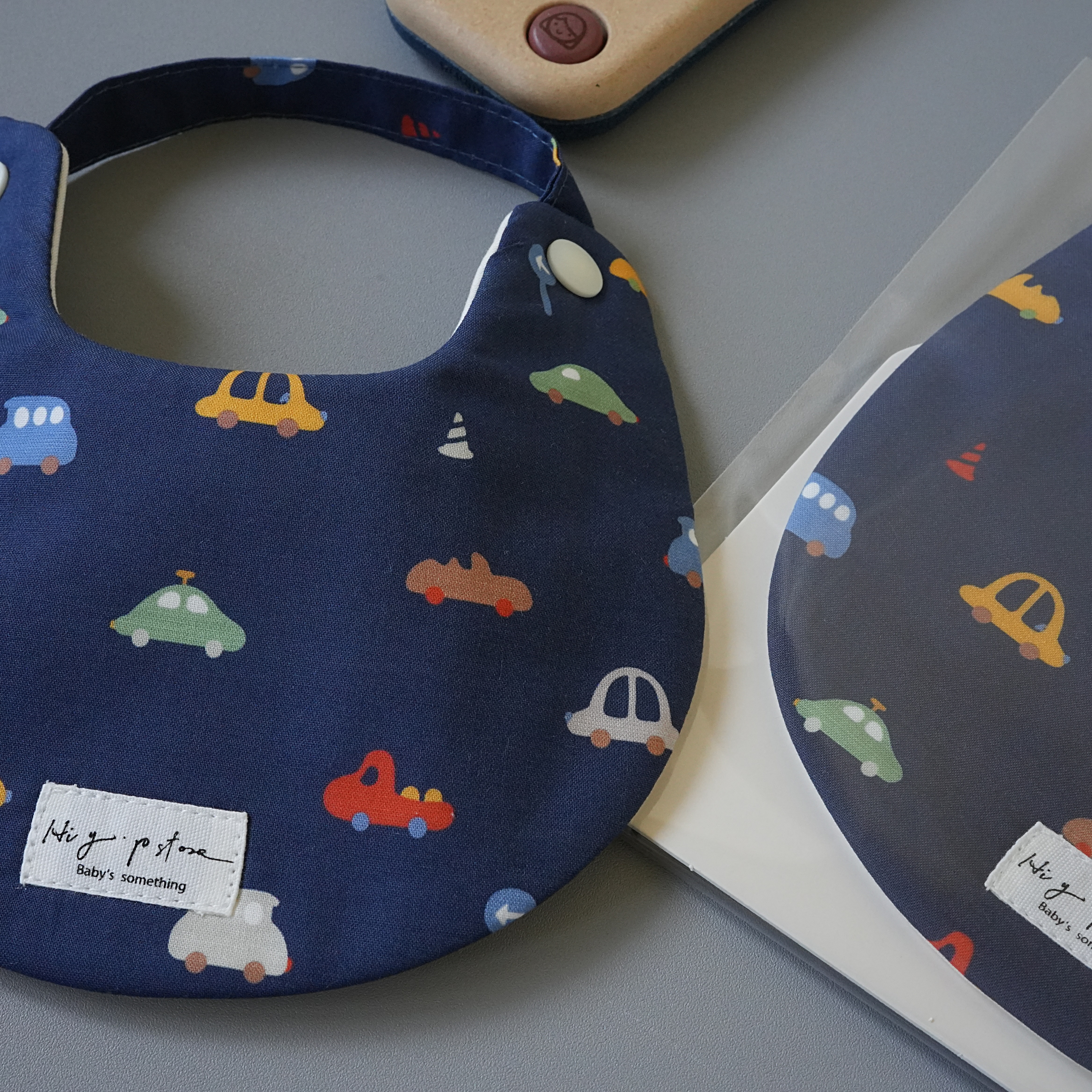 Hi Y.P store-手作圍兜-城市車車