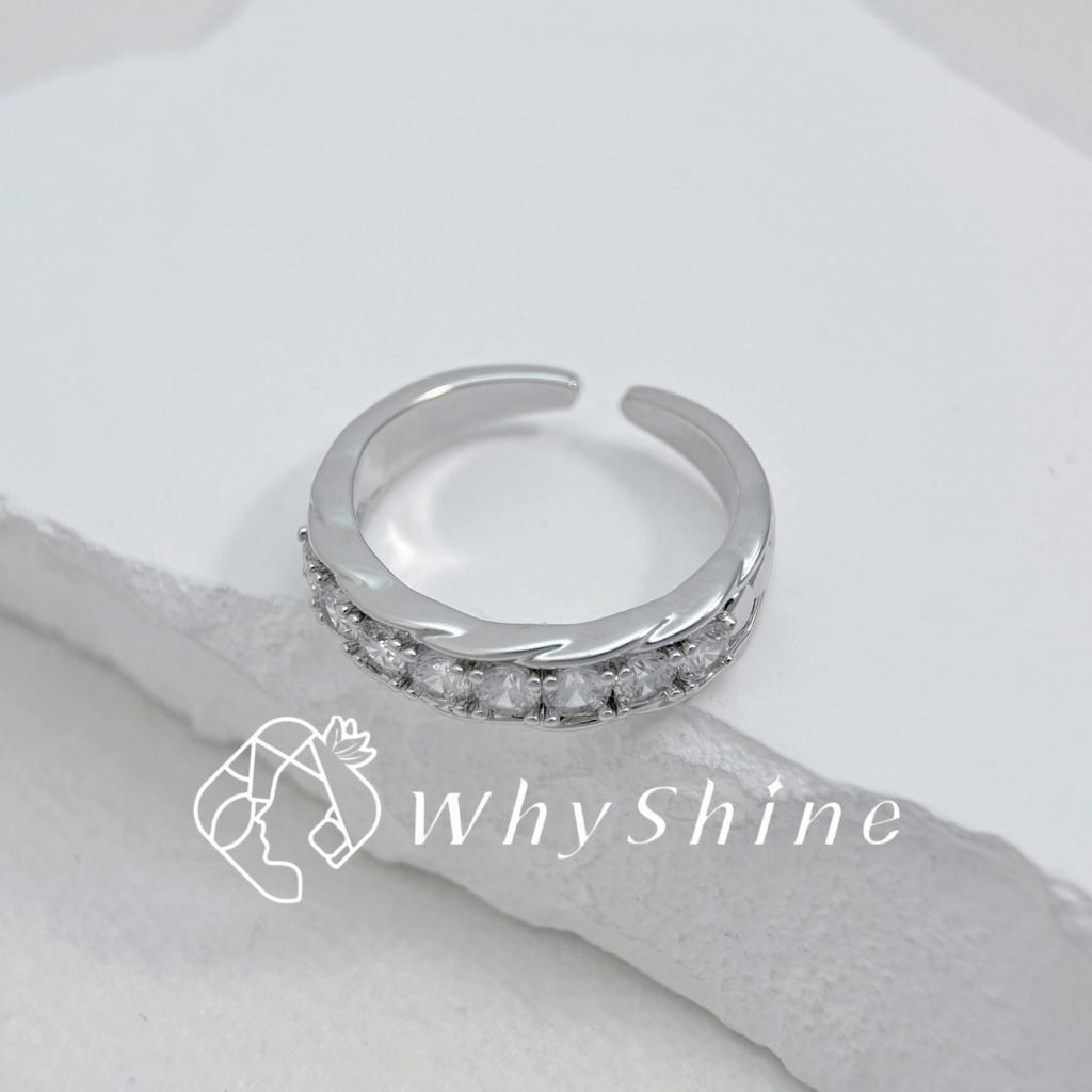 繩結型鑲鑽戒指