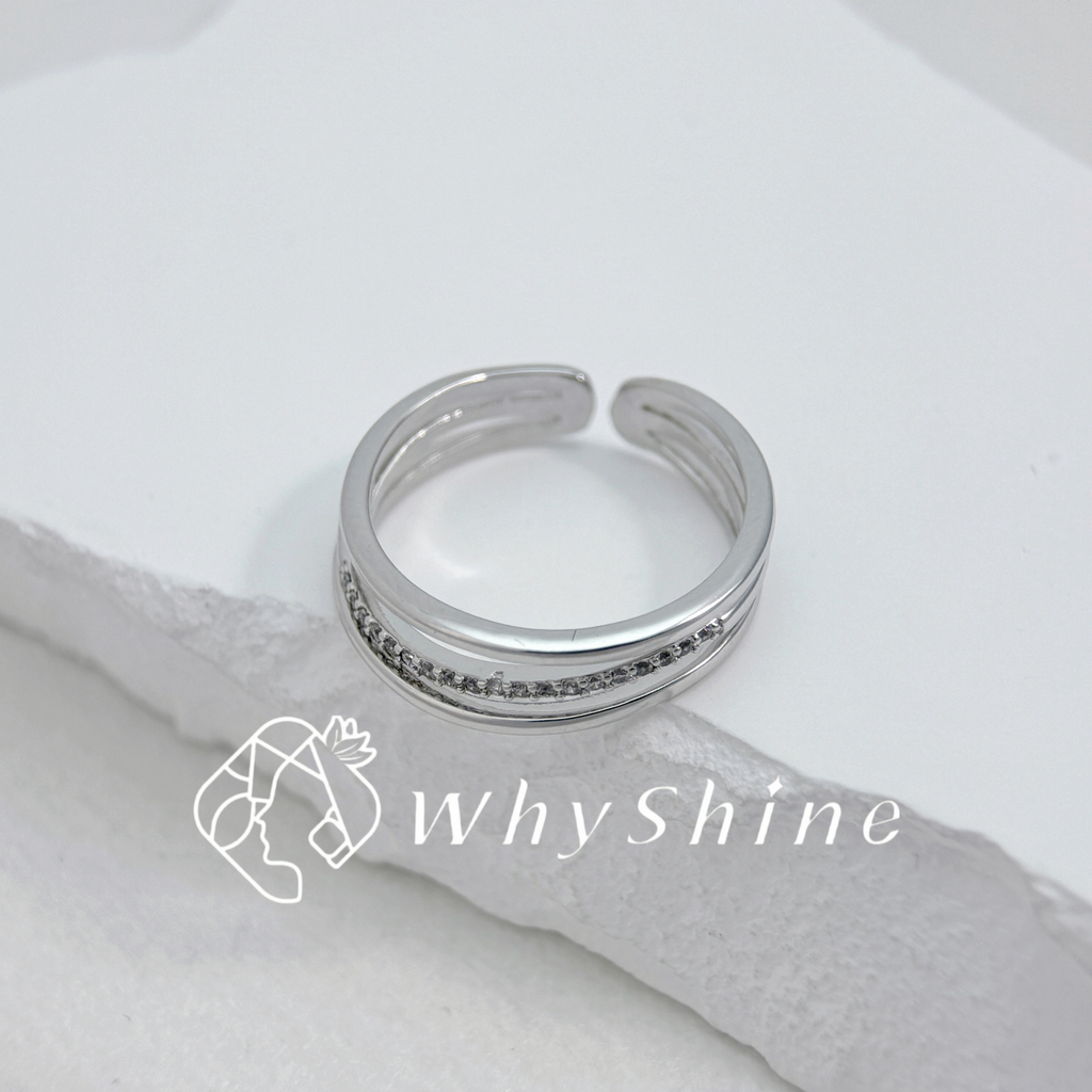 三圈弧形線鑽戒指