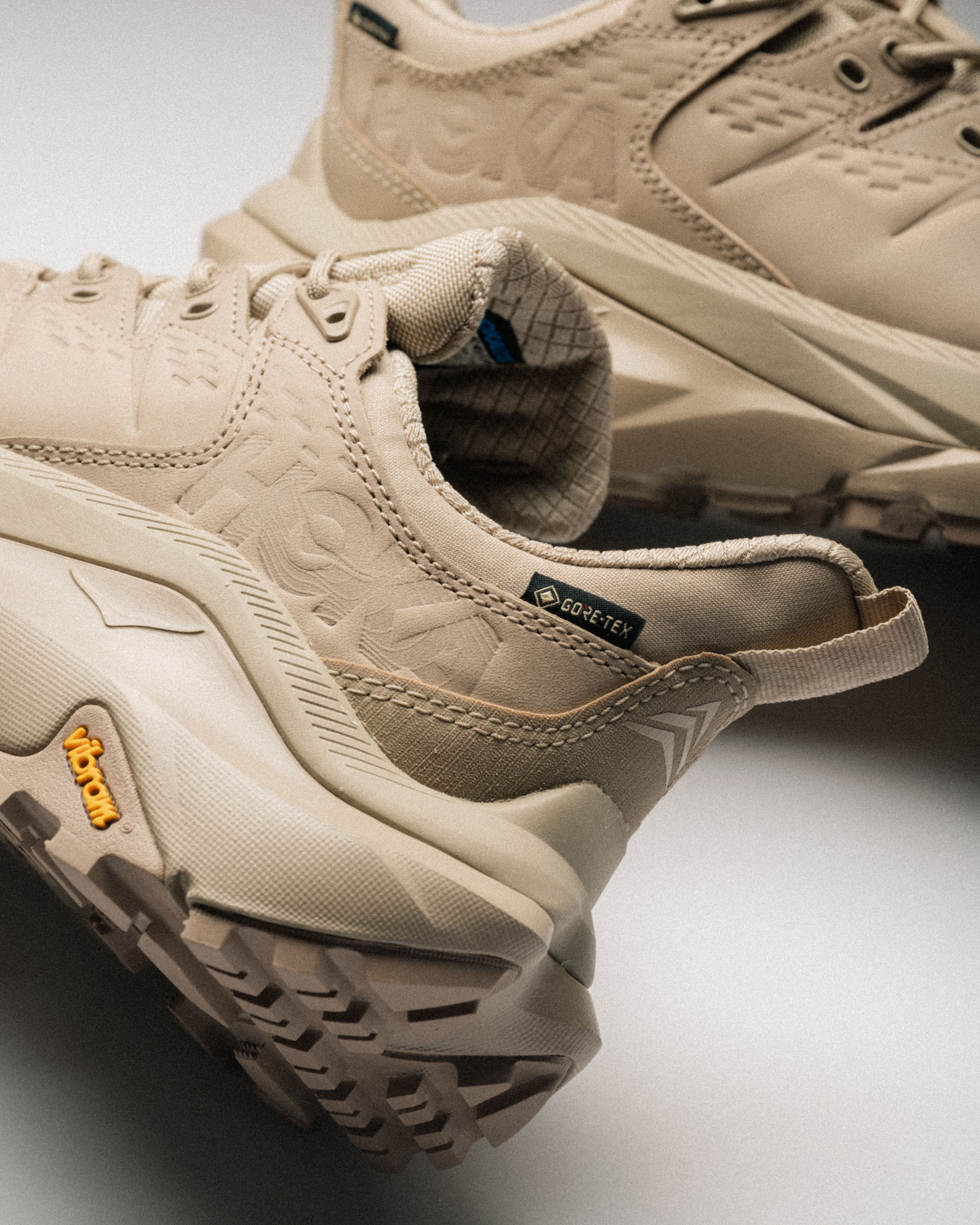Hoka® Kaha 2 Low GORE-TEX® Oxford Tan Dune