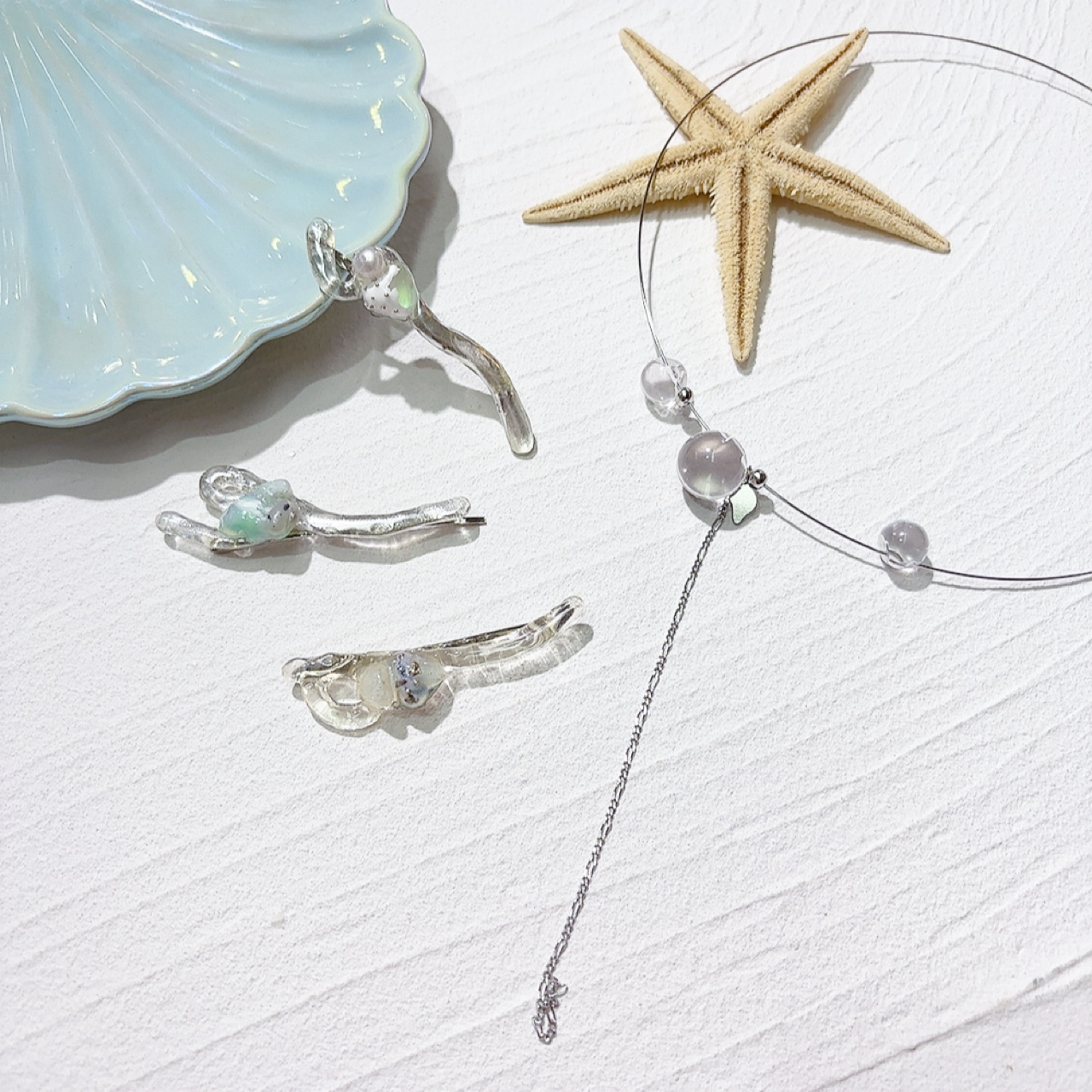 手作透明波波choker