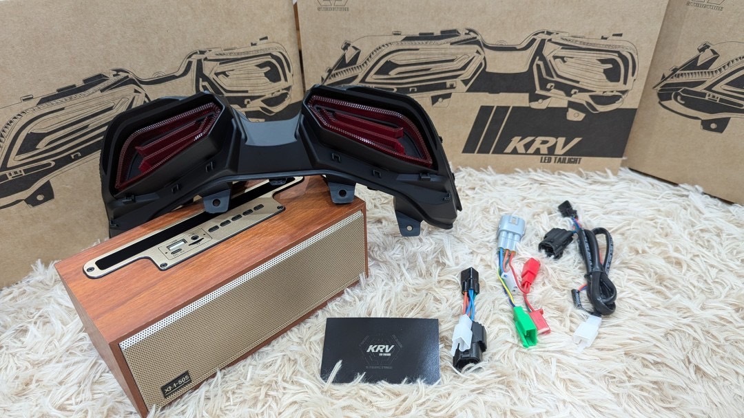 KRV ROMAGT 序列式方向燈 整合式尾燈組