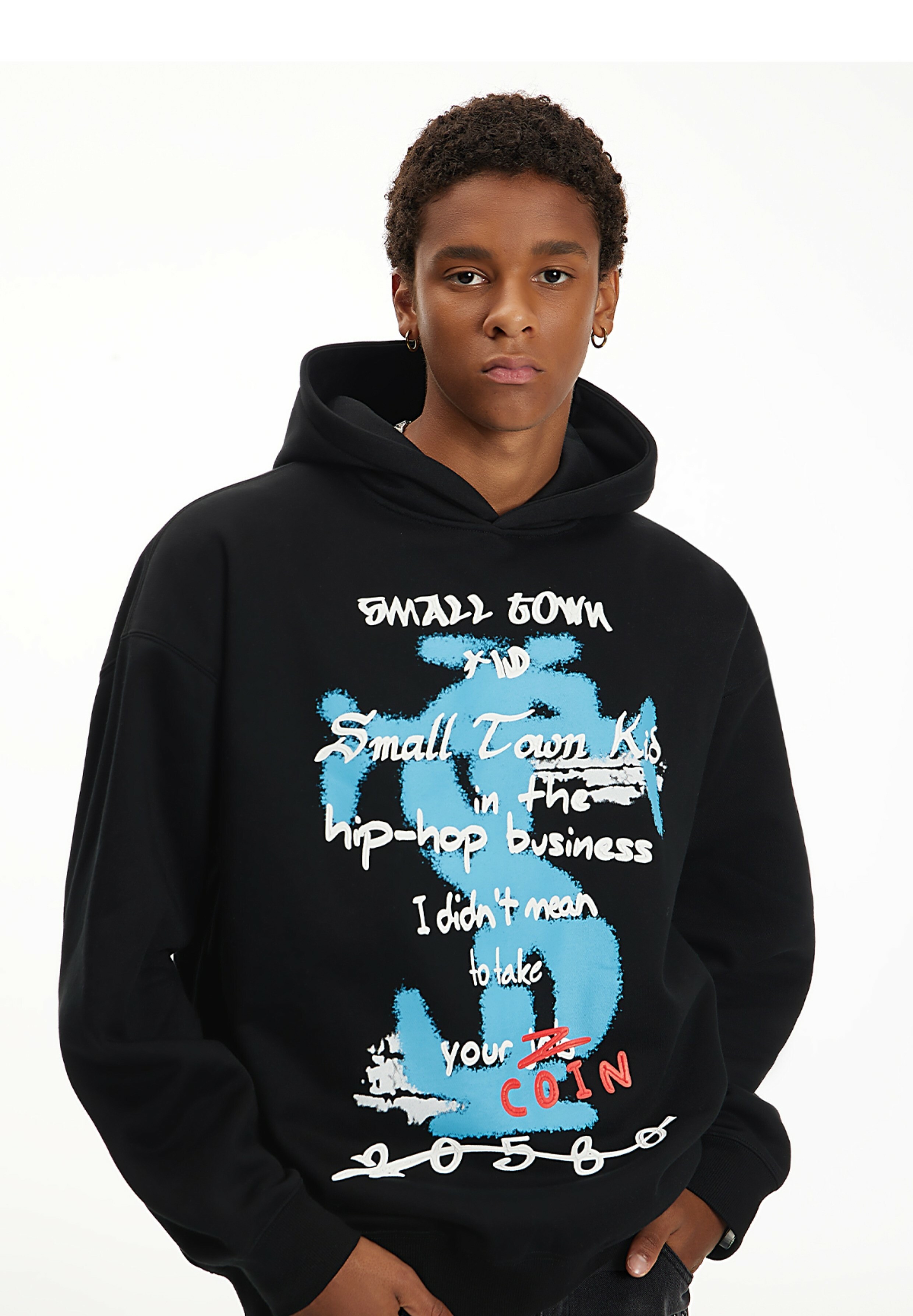 STK SmallTownKid 塗鴉字體 帽T