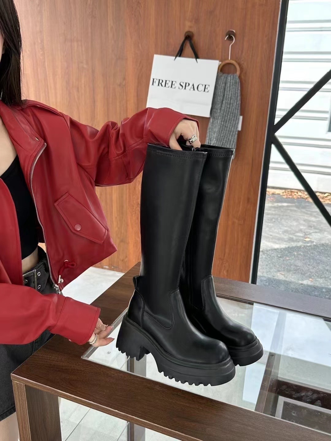 簡約百搭長靴