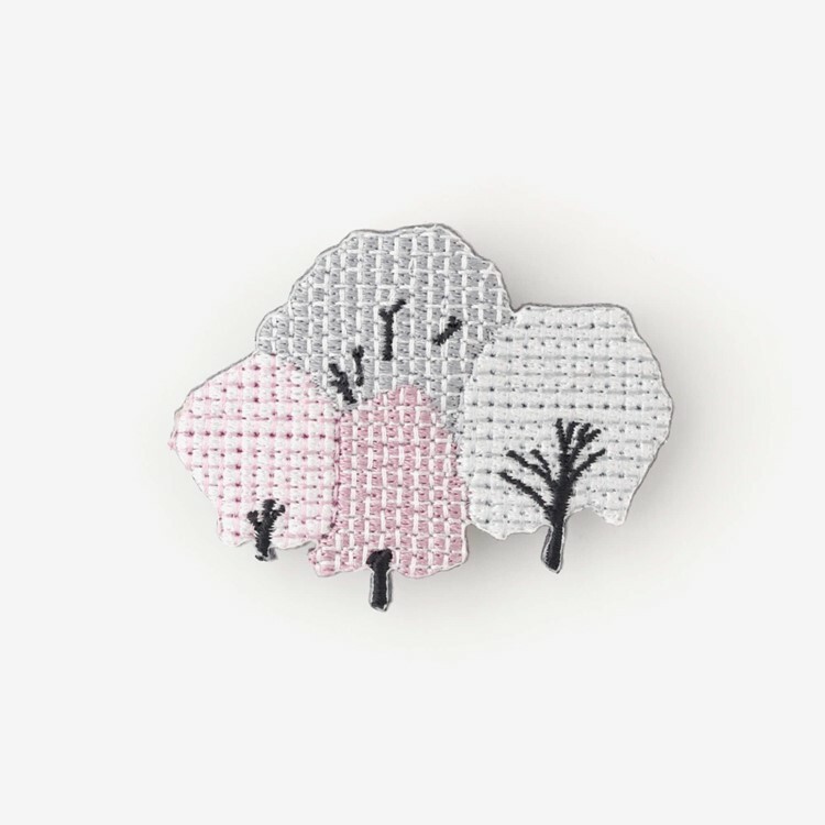 SOU・SOU 刺繡胸針 / 下鴨之森 冬霞