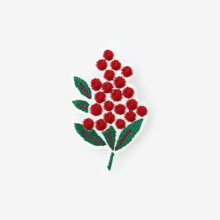 SOU・SOU 刺繡胸針 / 南天竹