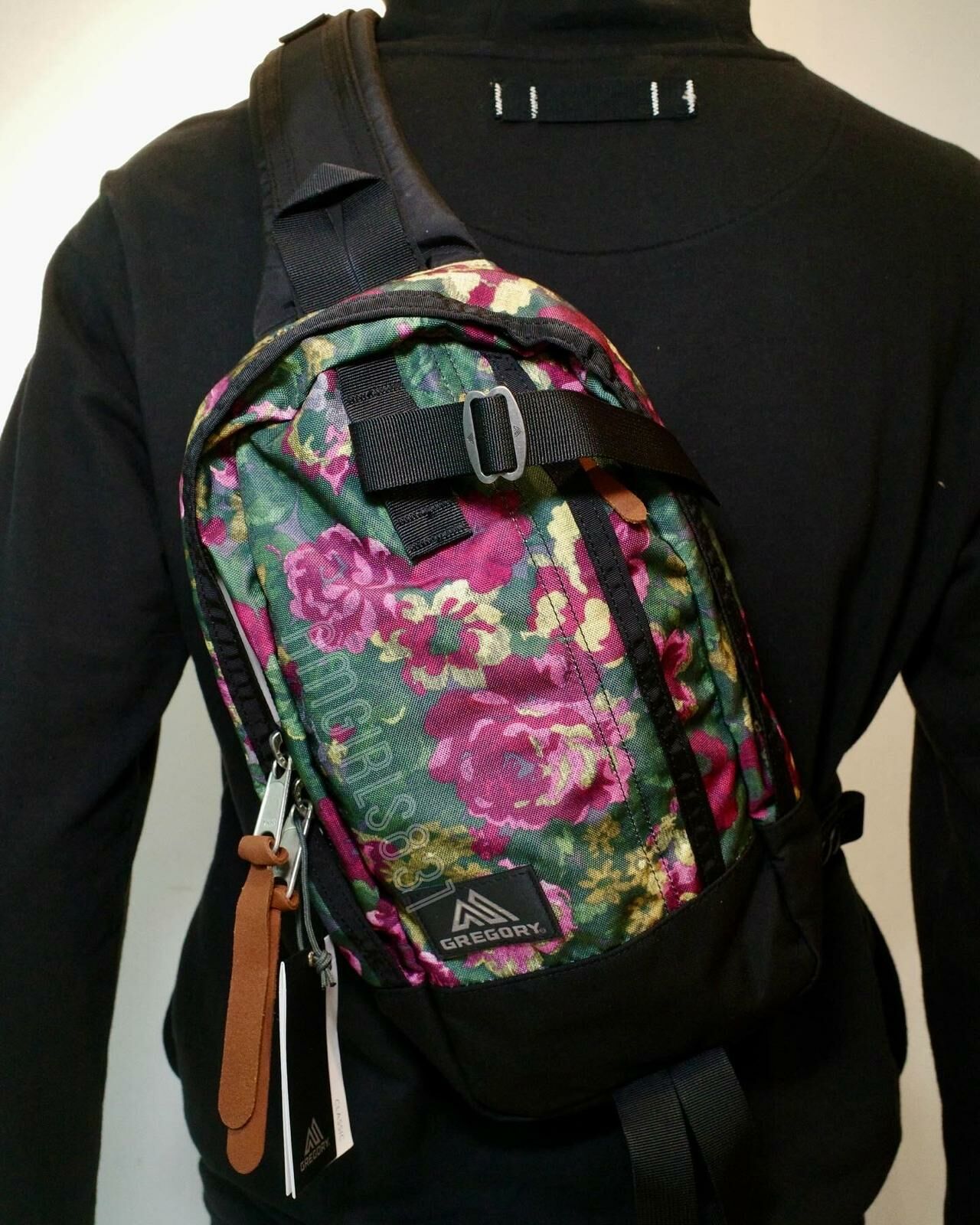 Gregory switch sling garden tapestry