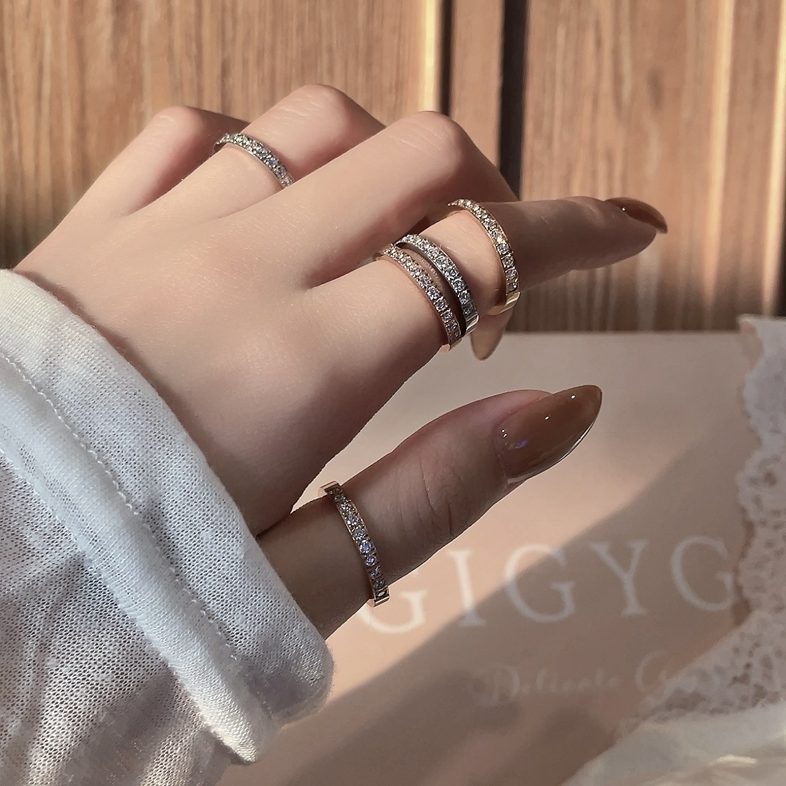 Gy 18k經典輕奢滿天星水鑽鈦鋼戒