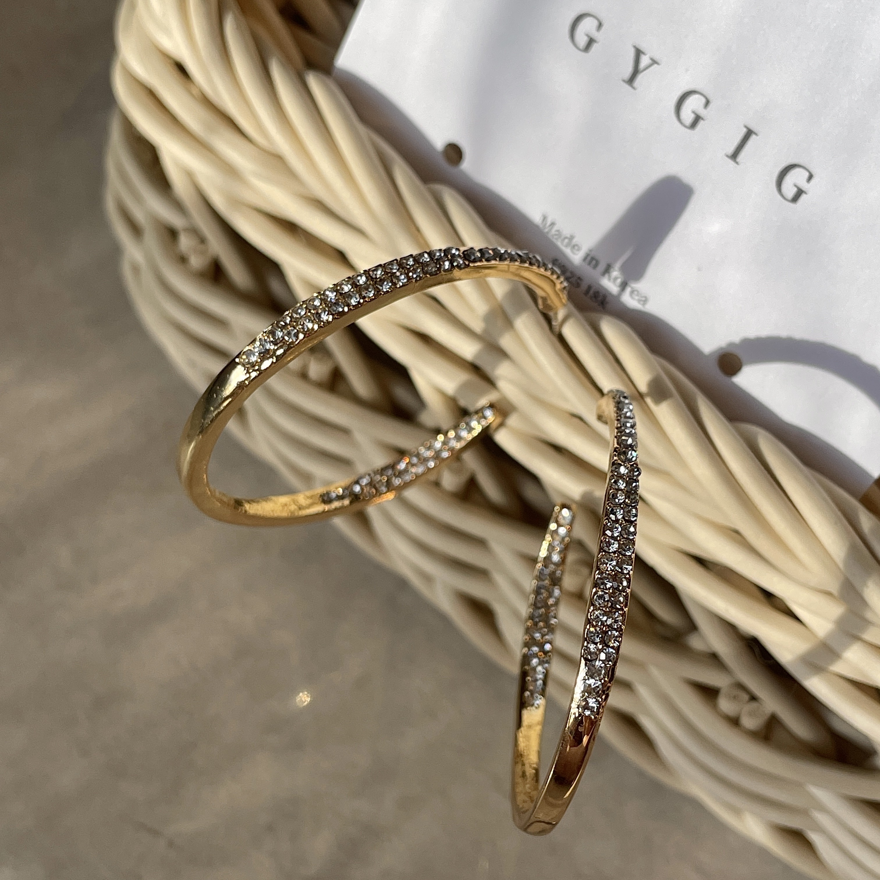 gold 巴黎奢華細緻前後內鑲金鑽大c圈