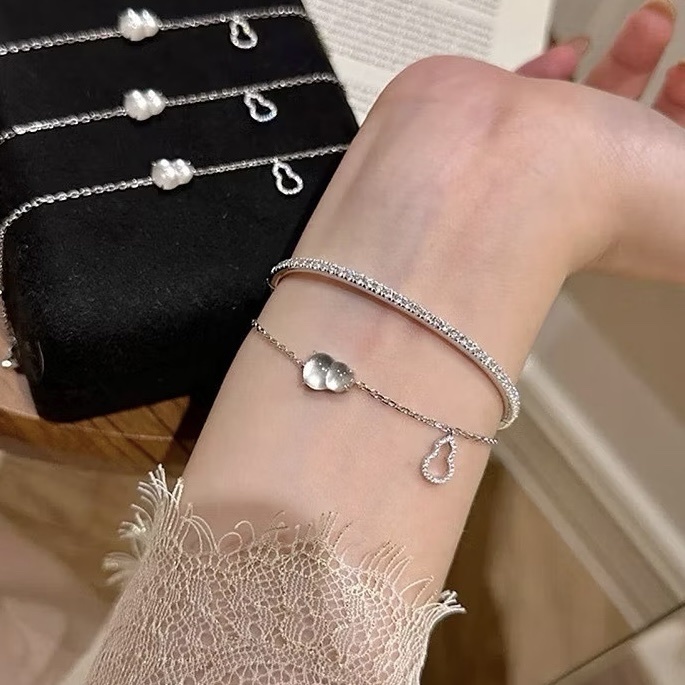 silver清冷白冰玉葫蘆鑽手鍊