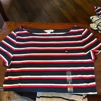 [S] TOMMY HILFIGER STRIPE BOATNECK T-SHIRT,NAVY/PRIMARY RED, 76J4974-410 (STH819)