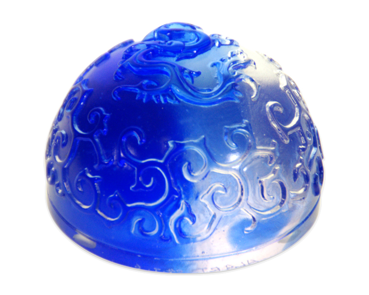 鹿港窯禮品館│居家開運水晶琉璃文鎮 - 祥雲龍，象徵繁榮富貴的藝術品