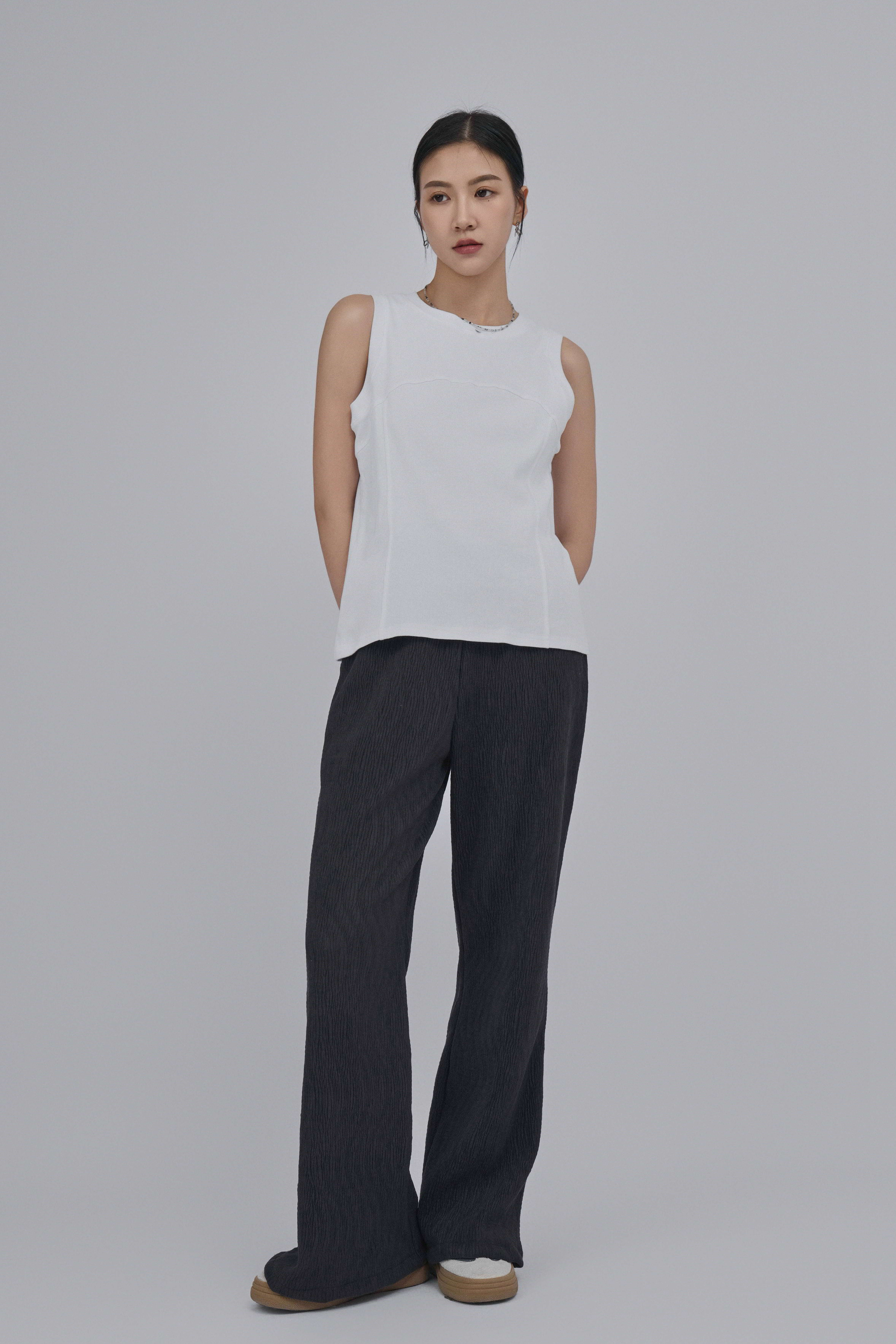 裝飾弧線棉針織背心（現貨款式）