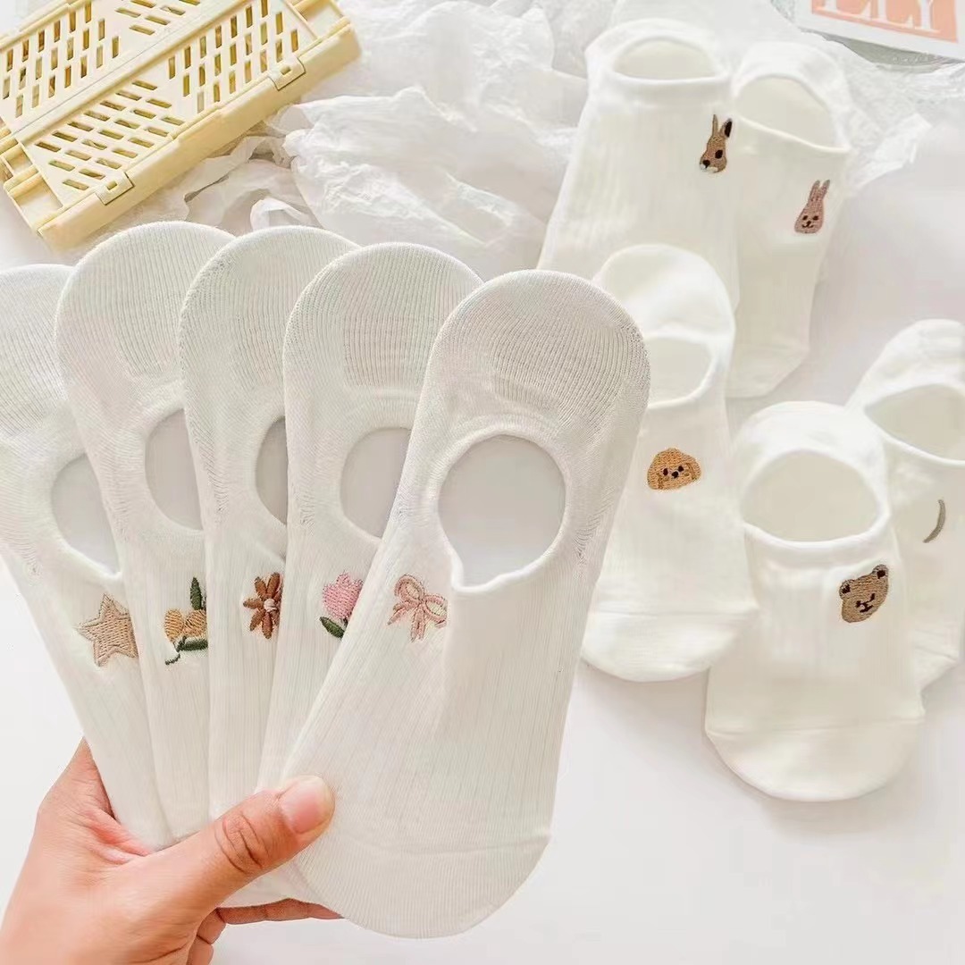 [3 FOR RM10] Embroidered Silicone Non-Slip Boat socks