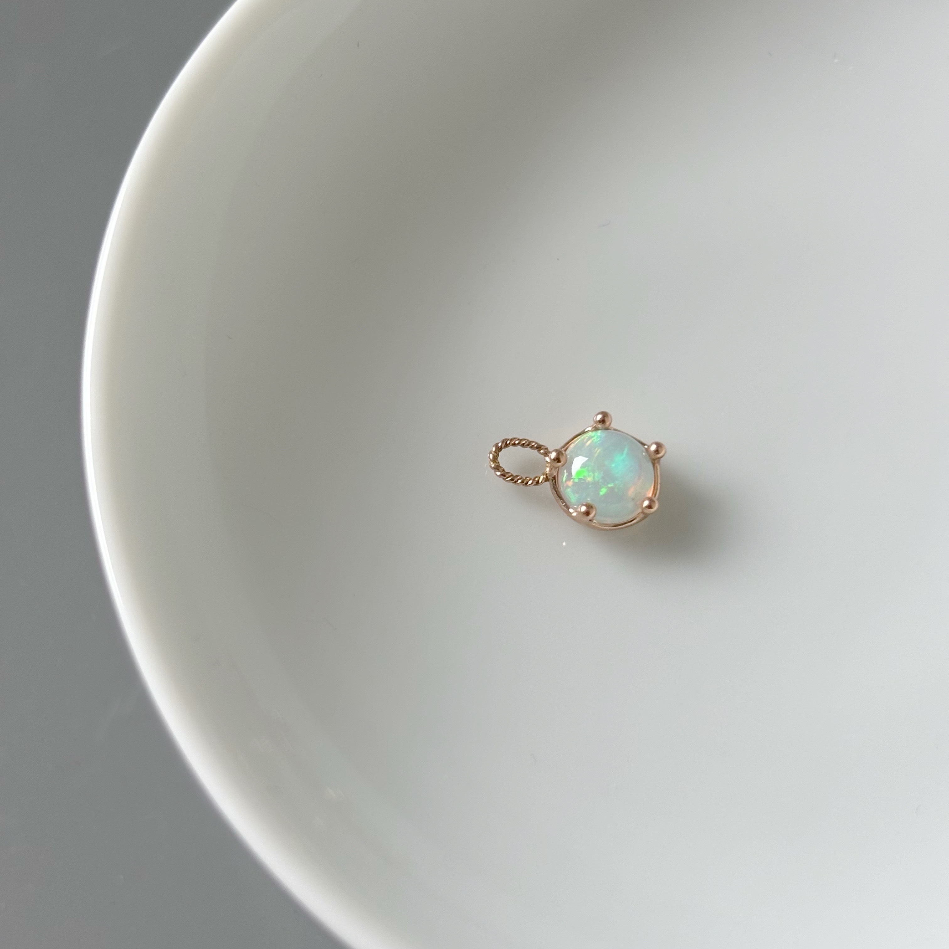 14K 大皇冠歐泊石耳墜