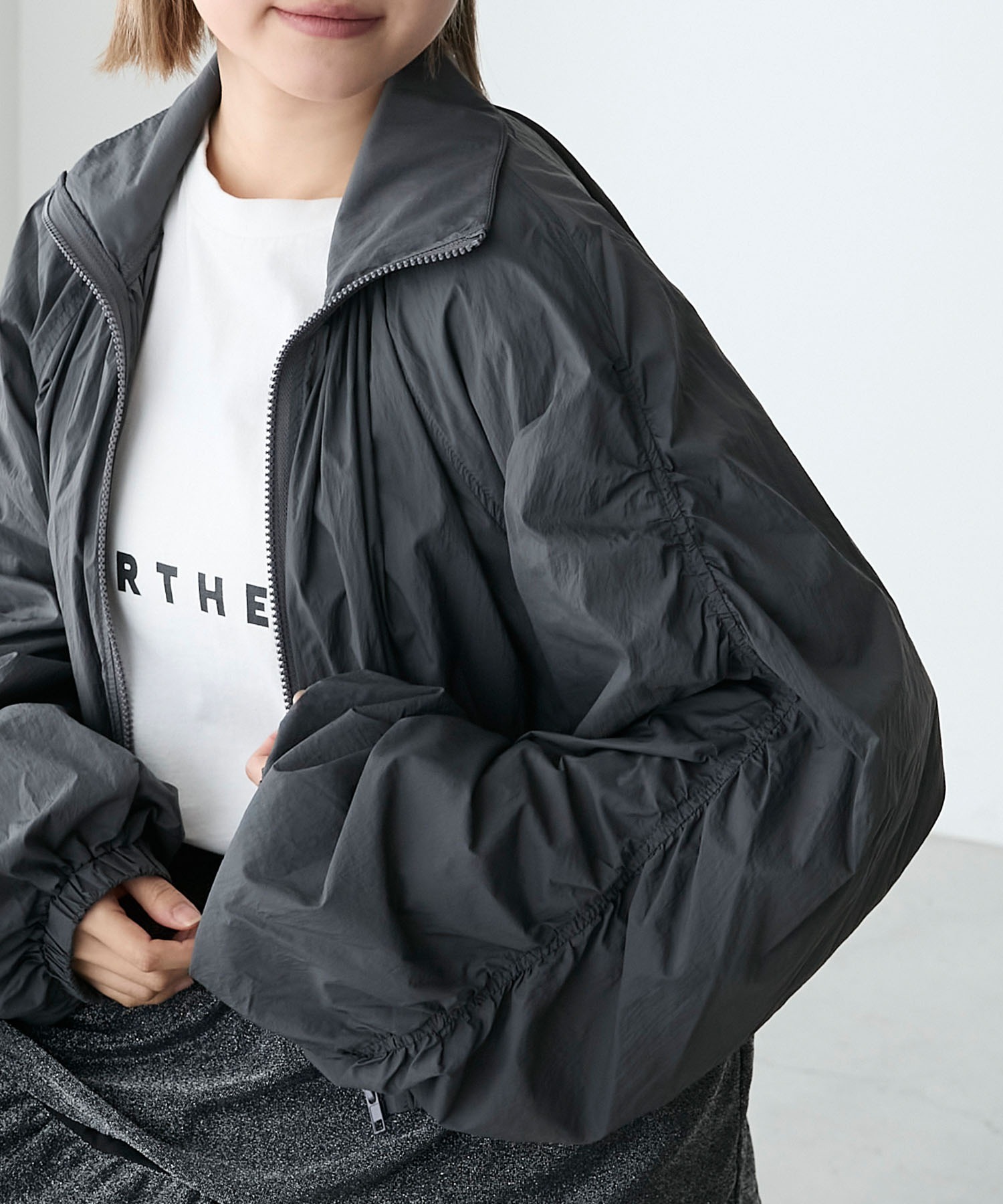 🇯🇵 FORKSY. 皺摺 透感 短版 立領外套 黑色 白色 黃綠 / 預購