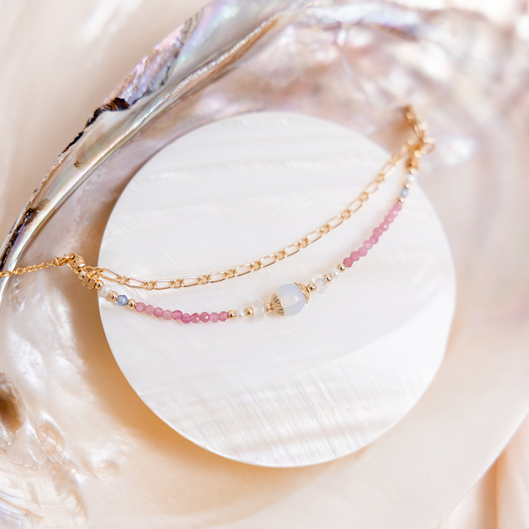 十月誕生石 • 天竺葵 • 偶然相遇 – 蛋白粉碧璽 – 手鍊