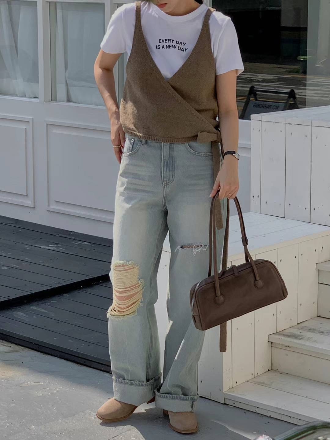 WJ1 磨爛直腳牛仔褲