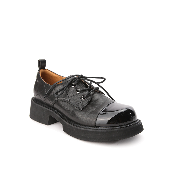Quilted Oxford Shoes