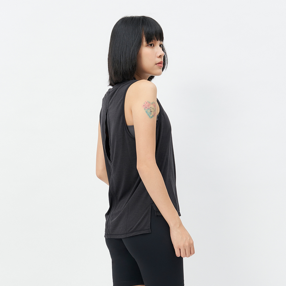 TBA All You Can Wear Tank 女 極致黑 親膚 透氣 後開衩 背心 TBAW213TK01-BK