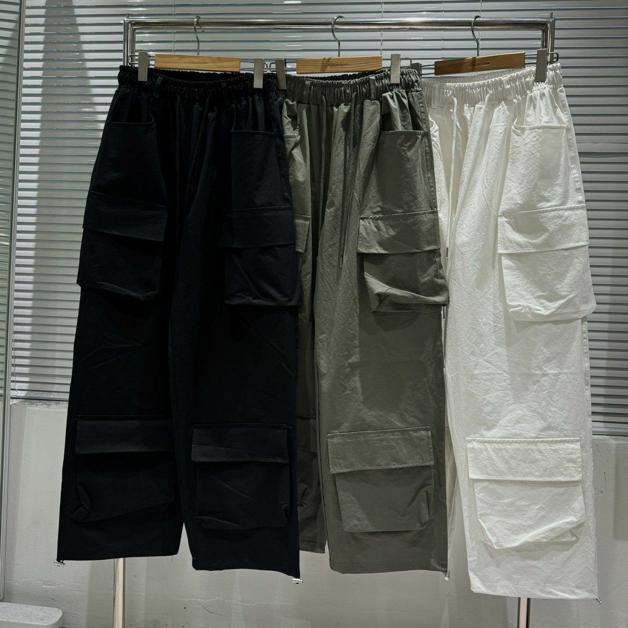 淨色可束腳工裝鬆身褲 BY ATTENTION-279P