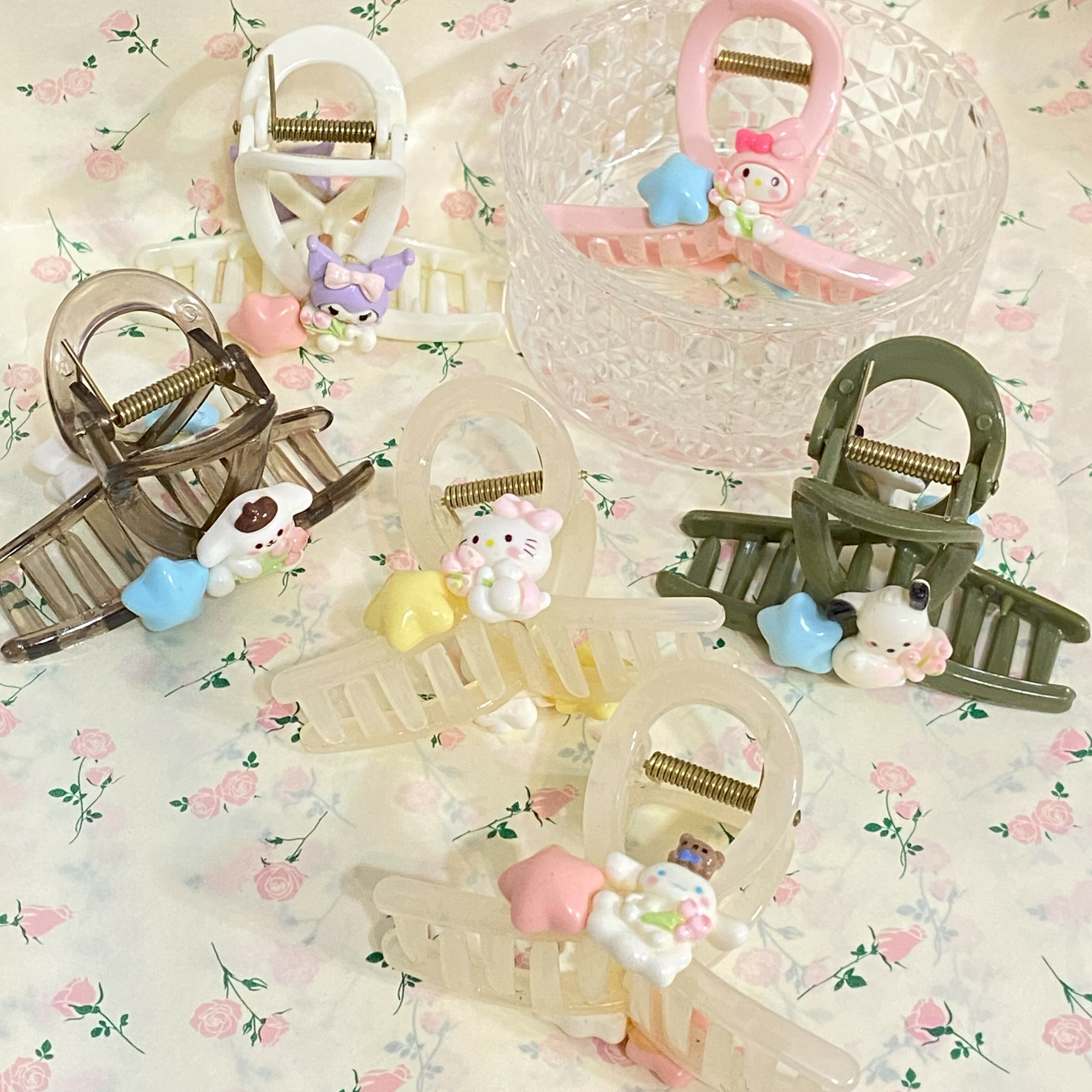 [2 FOR RM10] Snrio with Little Star Hair Claw