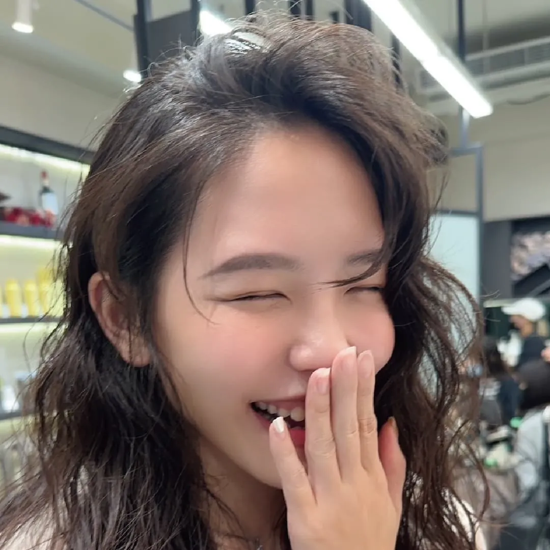 Water Wave Perm - Intellectual Femininity Style