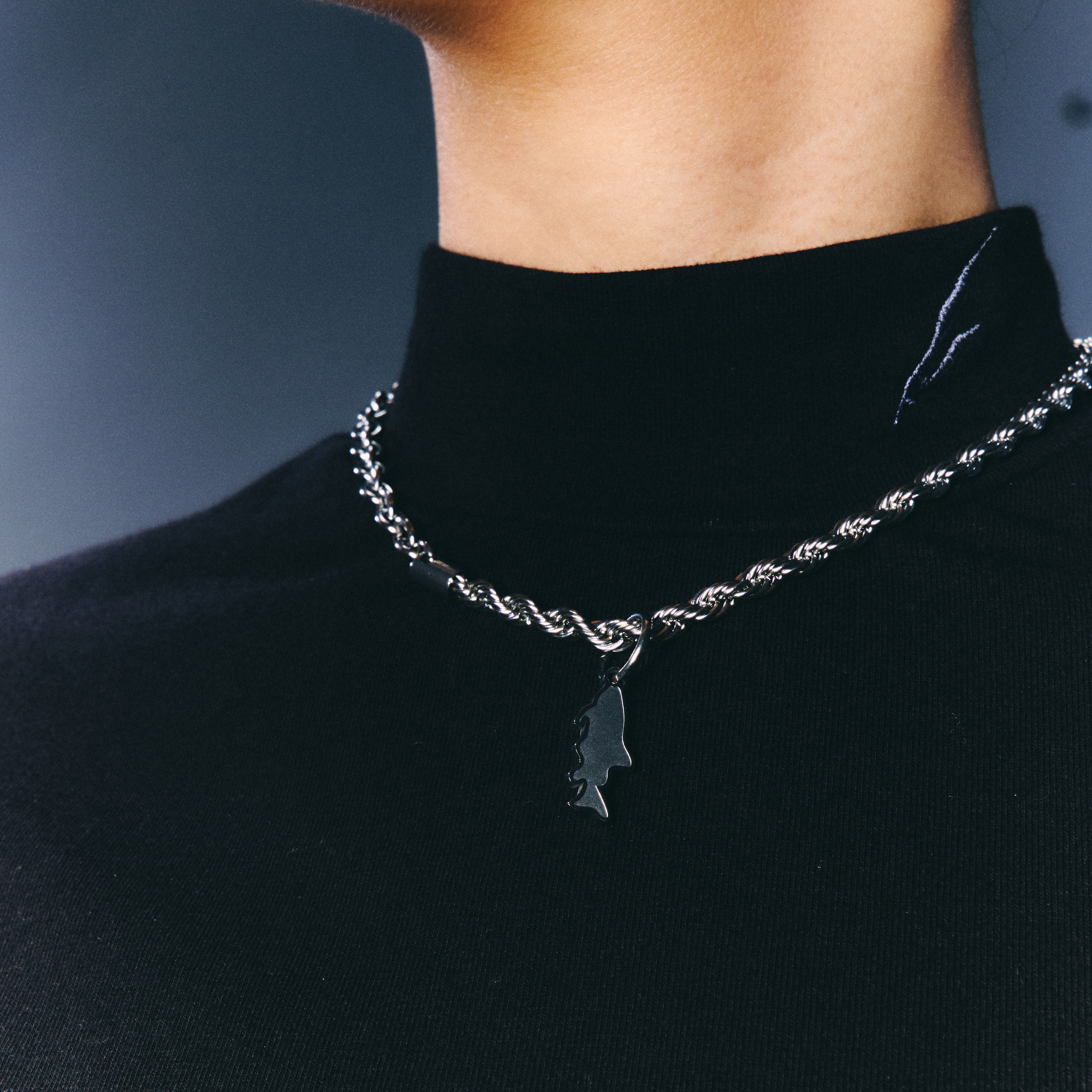 AGILITY X RECOVERY Swim upstream 逆流而上項鍊