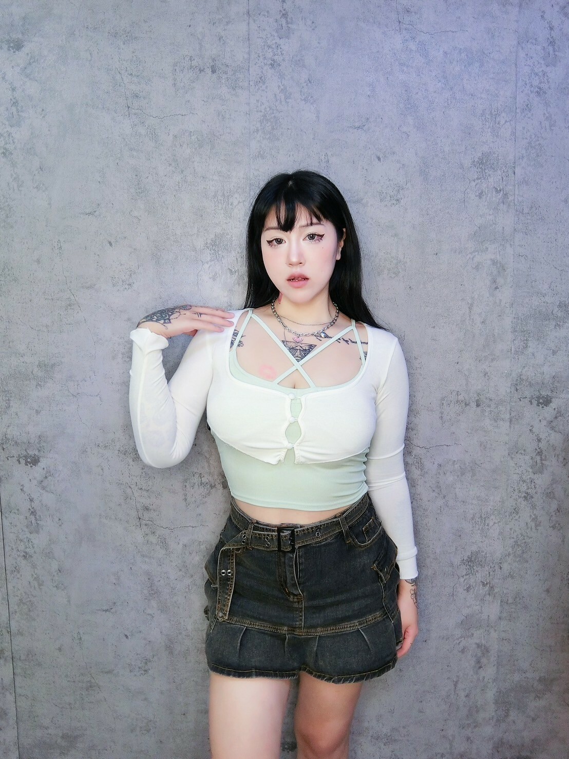 薄長袖小外套+交叉爆乳背心套組