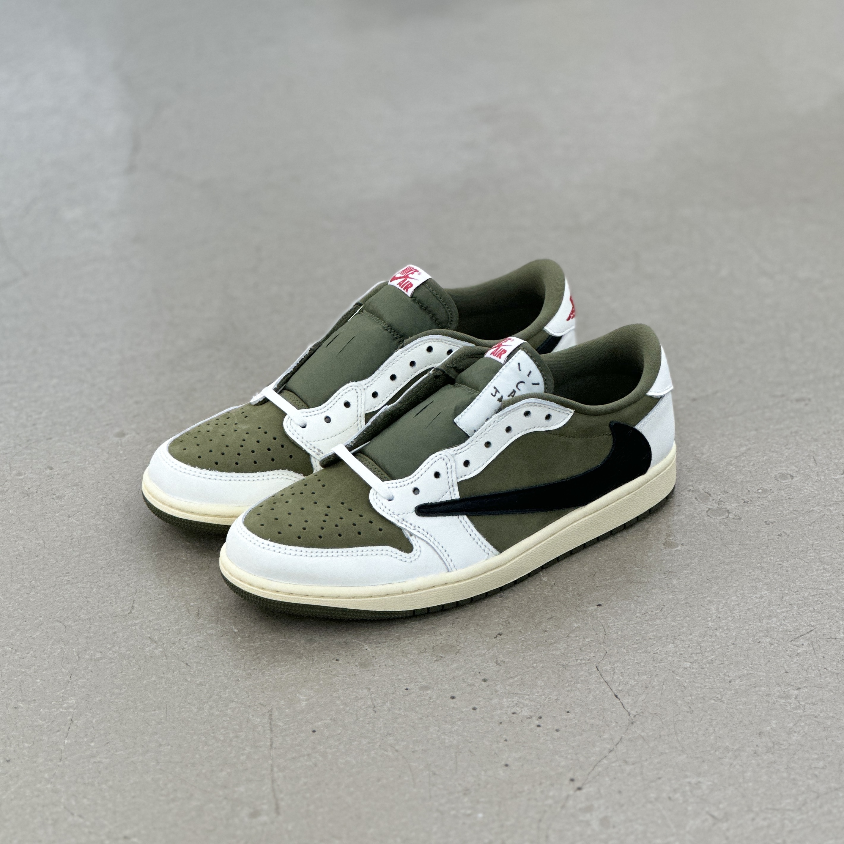 Jordan 1 Retro Low OG SP Travis Scott Medium Olive